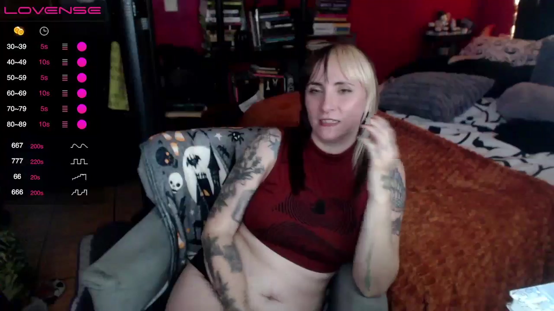 Gallery image thumbnail from AxeHallow's myfreecams stream on, 06/29/2024, 07:41 image 16 of 20