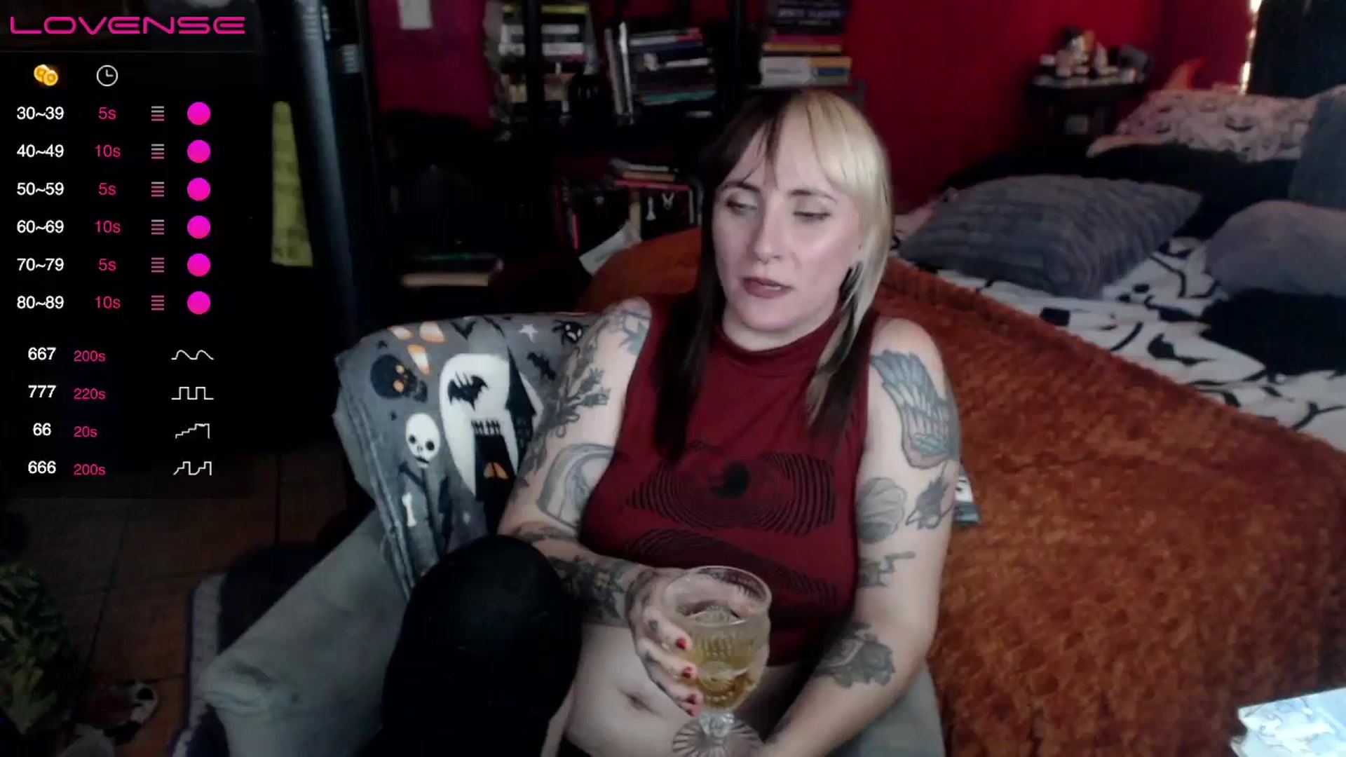 Gallery image thumbnail from AxeHallow's myfreecams stream on, 06/29/2024, 07:41 image 15 of 20