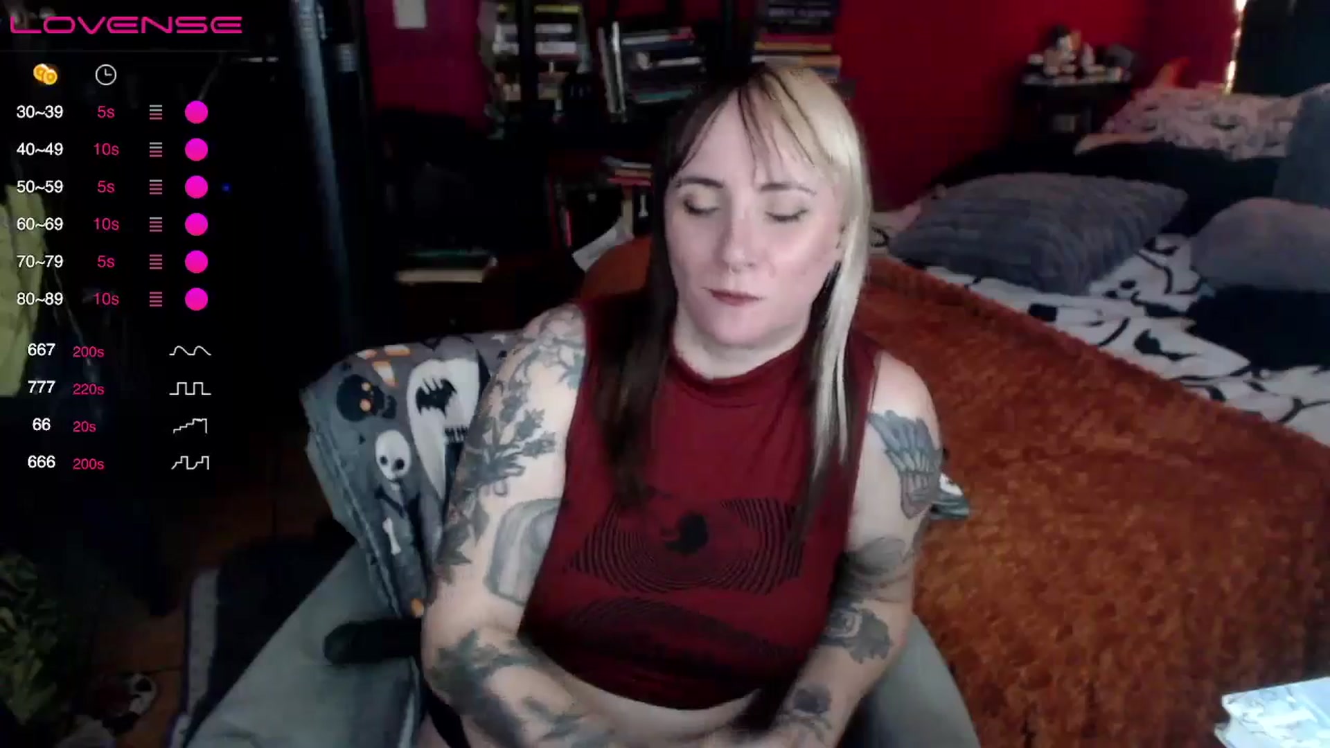 Gallery image thumbnail from AxeHallow's myfreecams stream on, 06/29/2024, 07:41 image 14 of 20