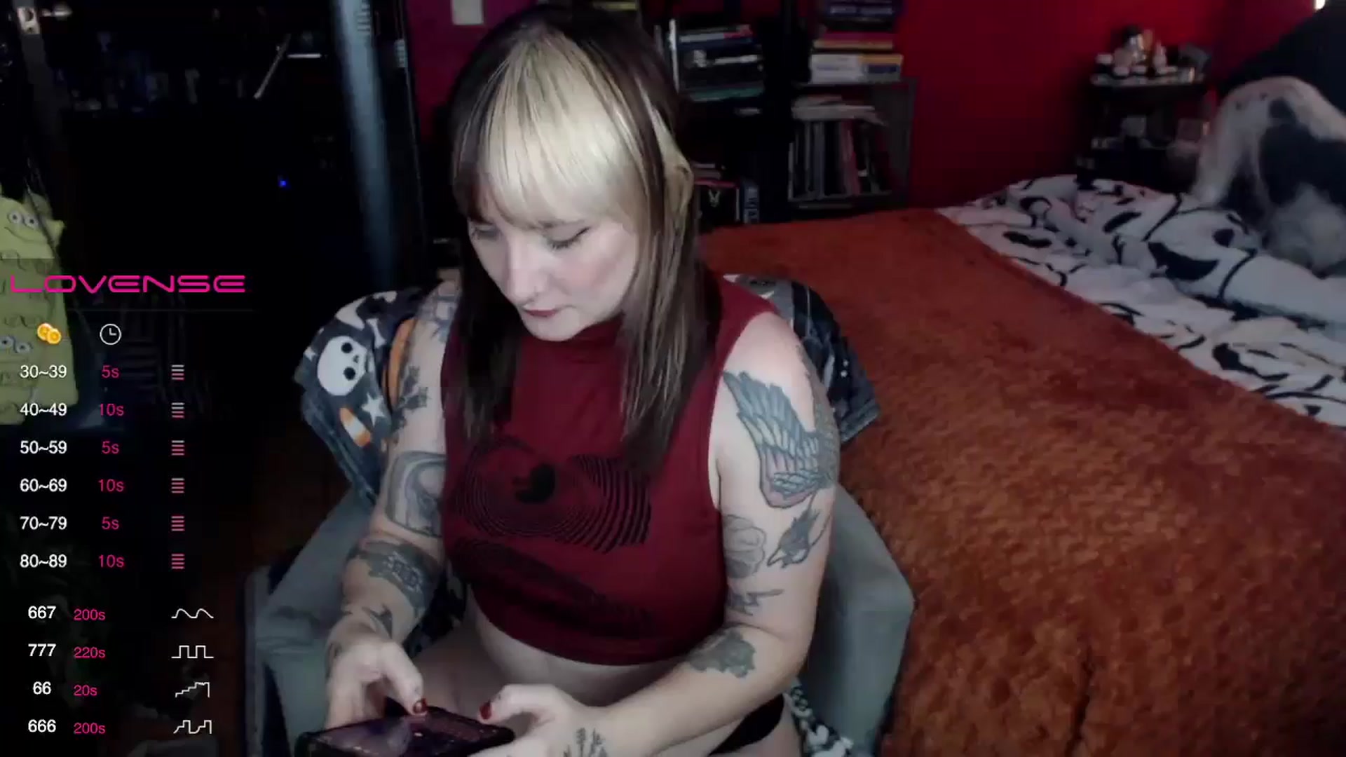 Gallery image thumbnail from AxeHallow's myfreecams stream on, 06/29/2024, 07:41 image 1 of 20