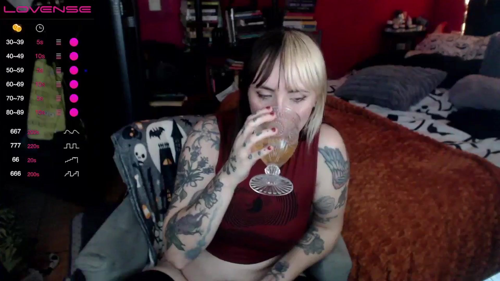 Gallery image thumbnail from AxeHallow's myfreecams stream on, 06/29/2024, 08:16 image 7 of 20