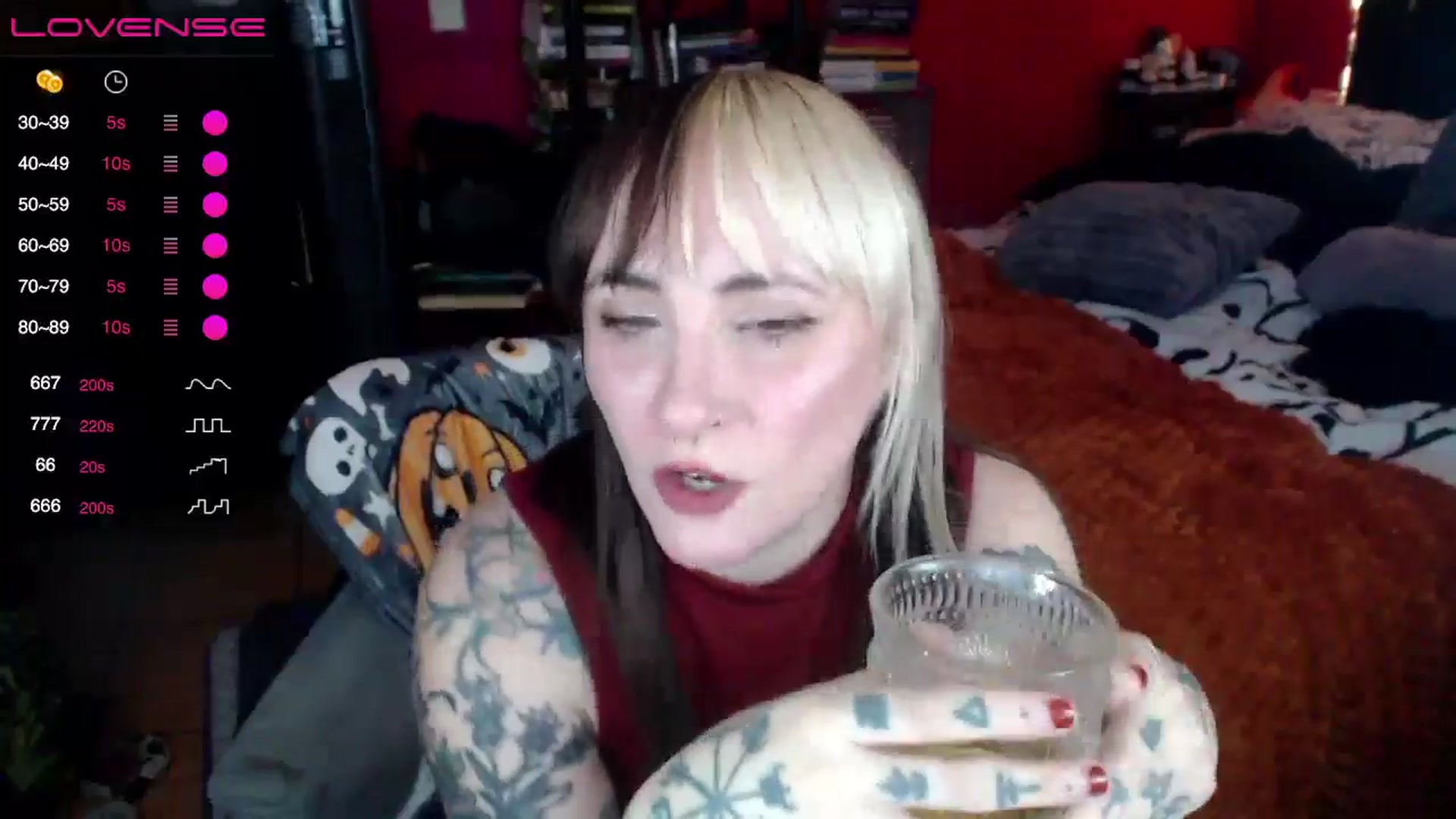 Gallery image thumbnail from AxeHallow's myfreecams stream on, 06/29/2024, 08:16 image 3 of 20