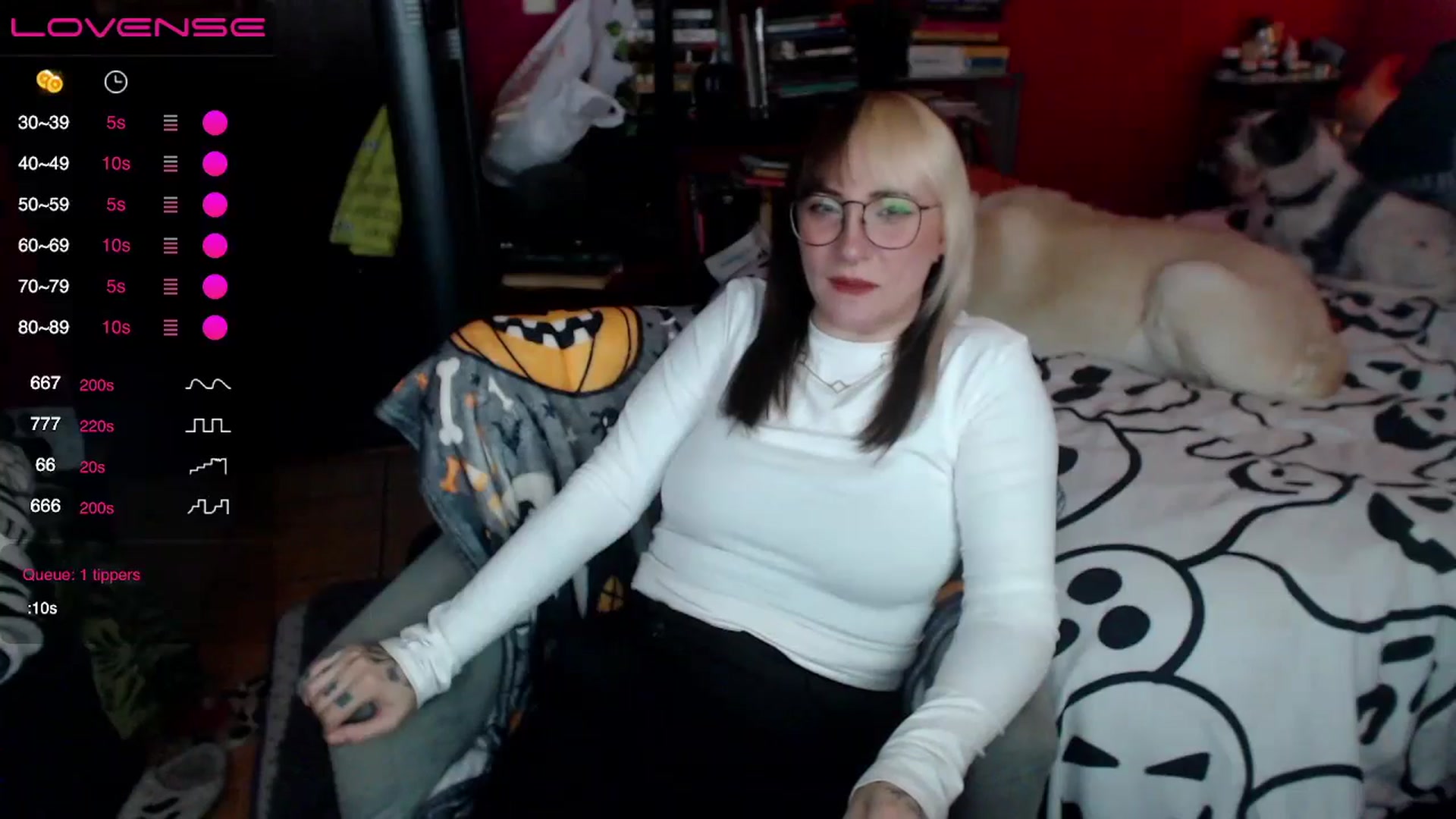Gallery image thumbnail from AxeHallow's myfreecams stream on, 07/01/2024, 22:47 image 8 of 20