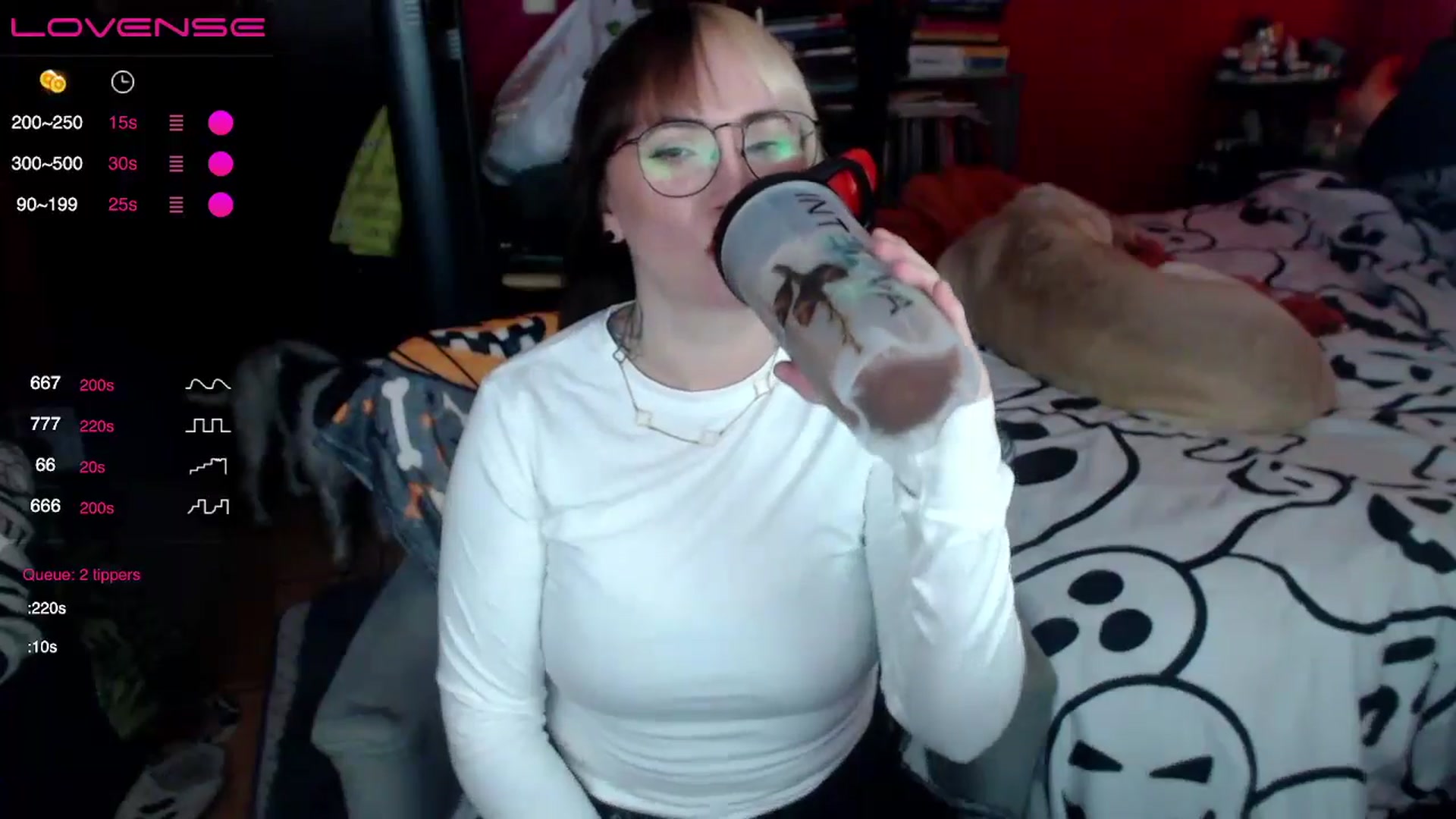 Gallery image thumbnail from AxeHallow's myfreecams stream on, 07/01/2024, 22:47 image 5 of 20