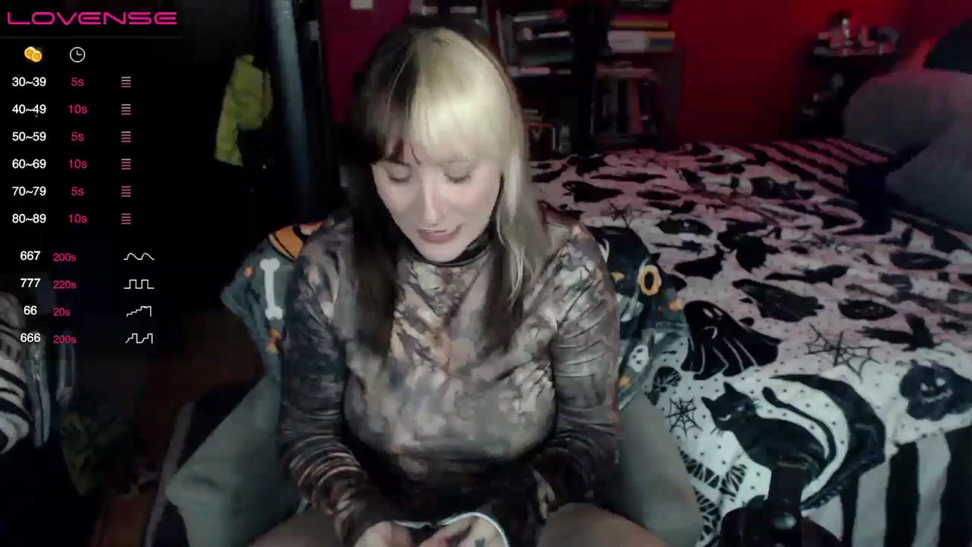 Gallery image thumbnail from AxeHallow's myfreecams stream on, 07/04/2024, 24:15 image 13 of 20