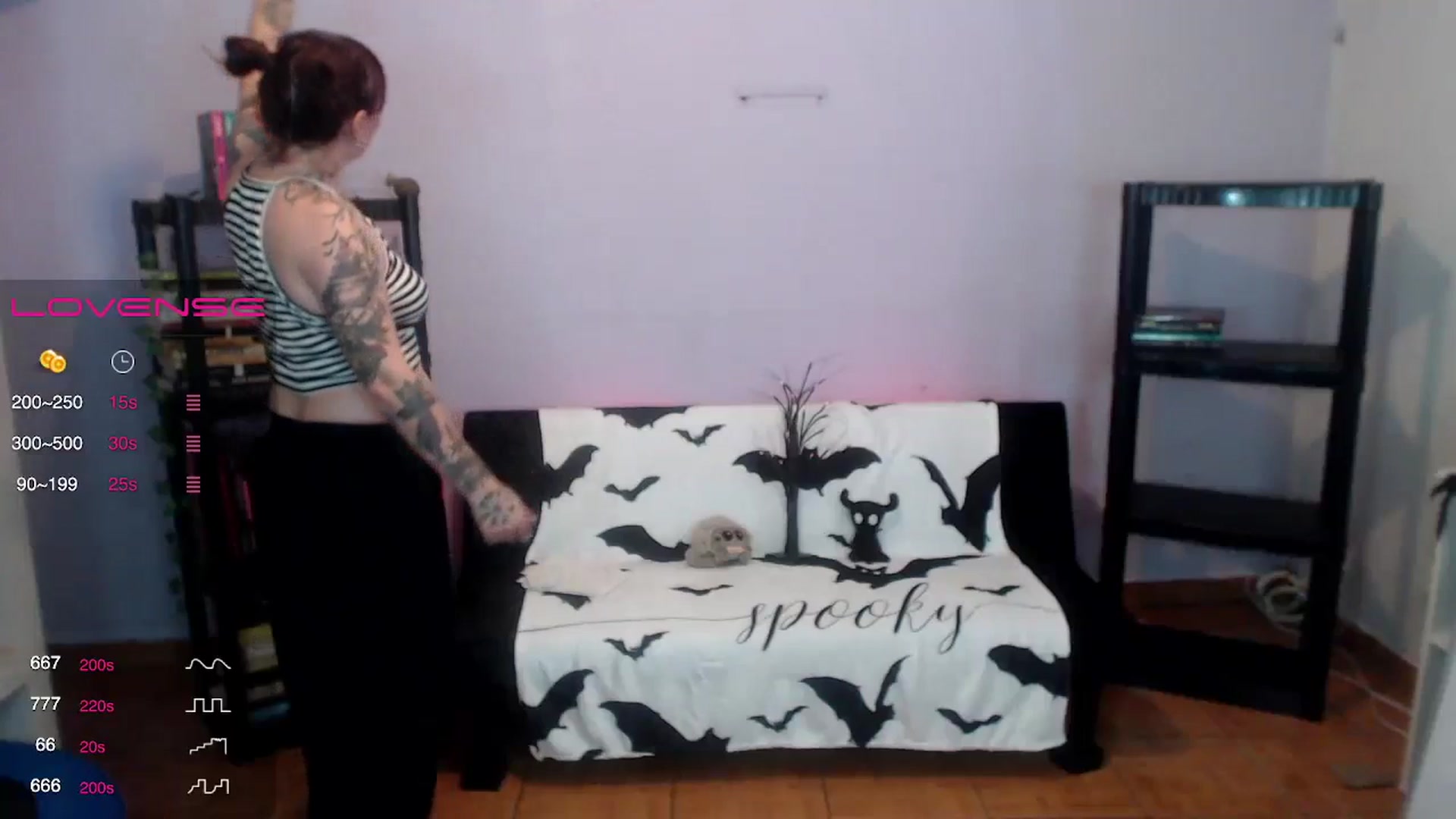 Gallery image thumbnail from AxeHallow's myfreecams stream on, 07/08/2024, 24:00 image 3 of 20