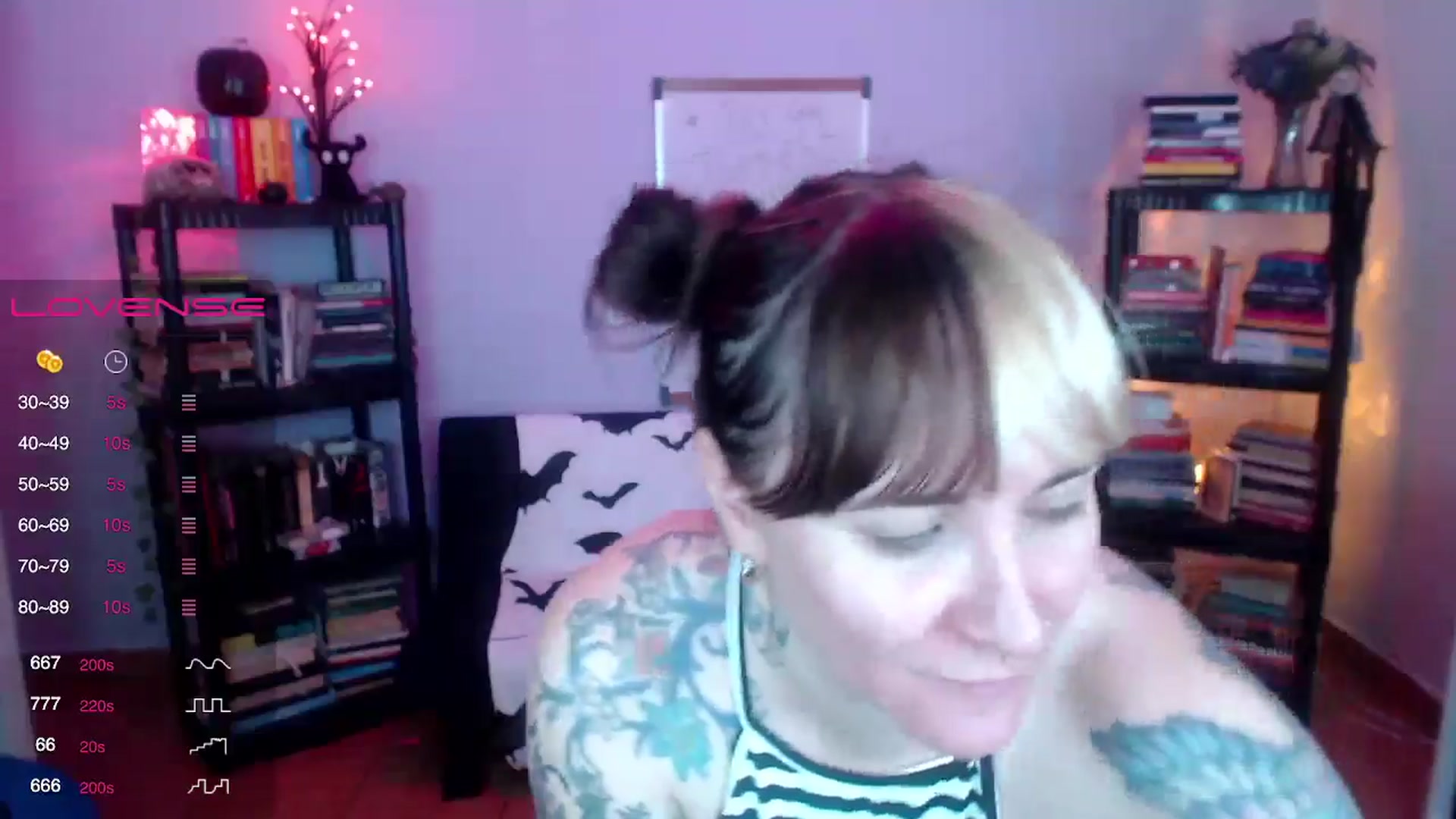 Gallery image thumbnail from AxeHallow's myfreecams stream on, 07/08/2024, 24:00 image 7 of 20