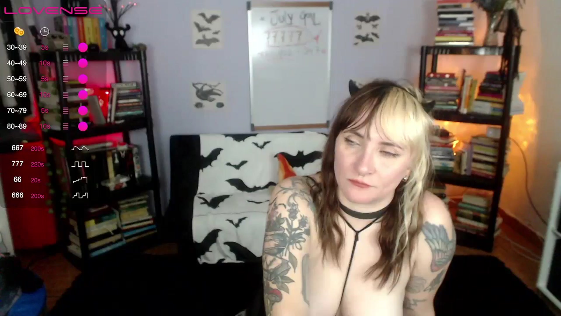 Gallery image thumbnail from AxeHallow's myfreecams stream on, 07/09/2024, 09:03 image 9 of 20