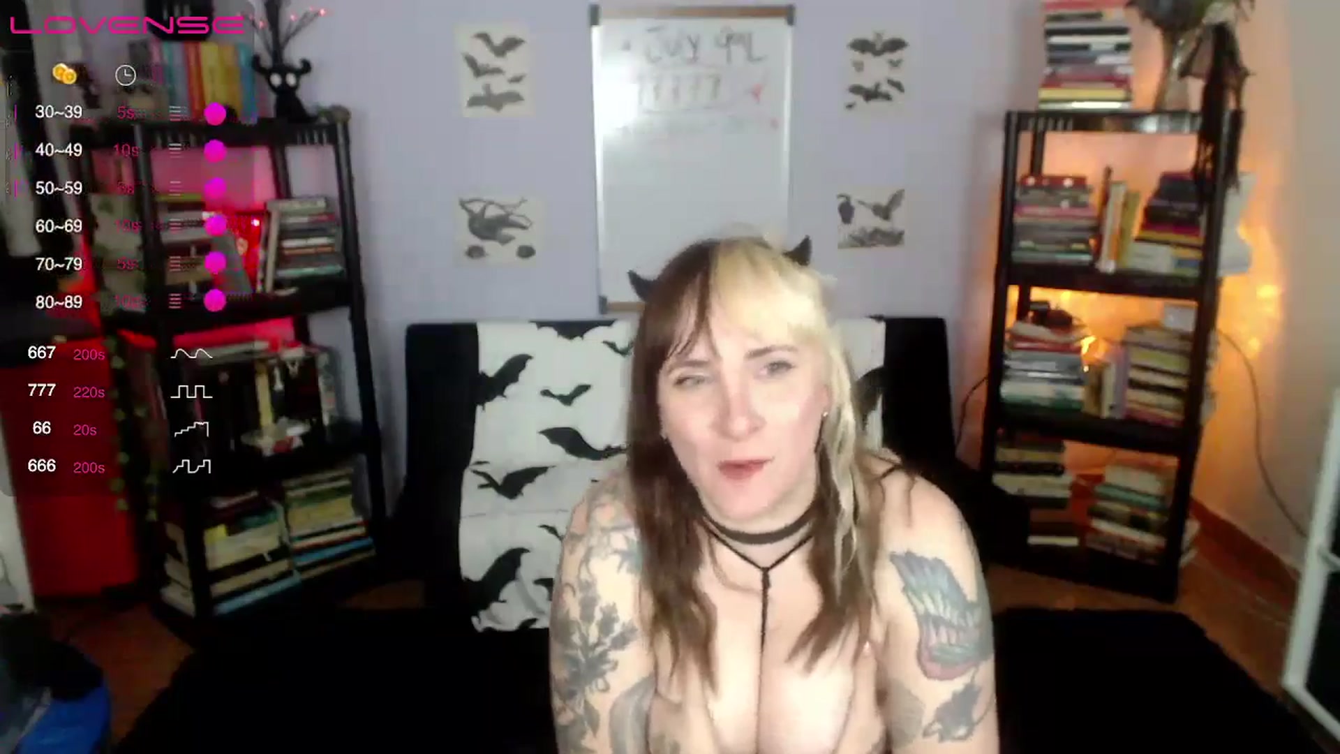 Gallery image thumbnail from AxeHallow's myfreecams stream on, 07/09/2024, 09:03 image 8 of 20
