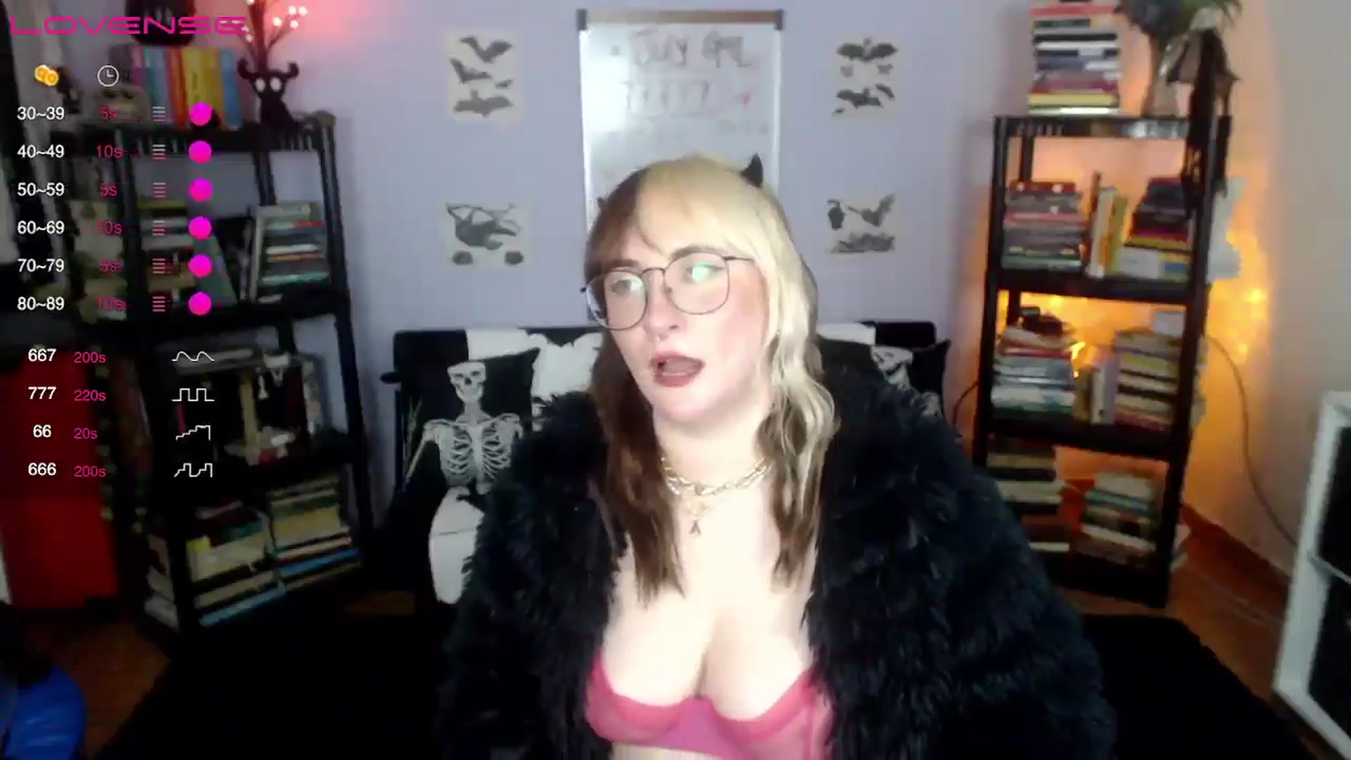 Gallery image thumbnail from AxeHallow's myfreecams stream on, 07/12/2024, 01:39 image 19 of 20