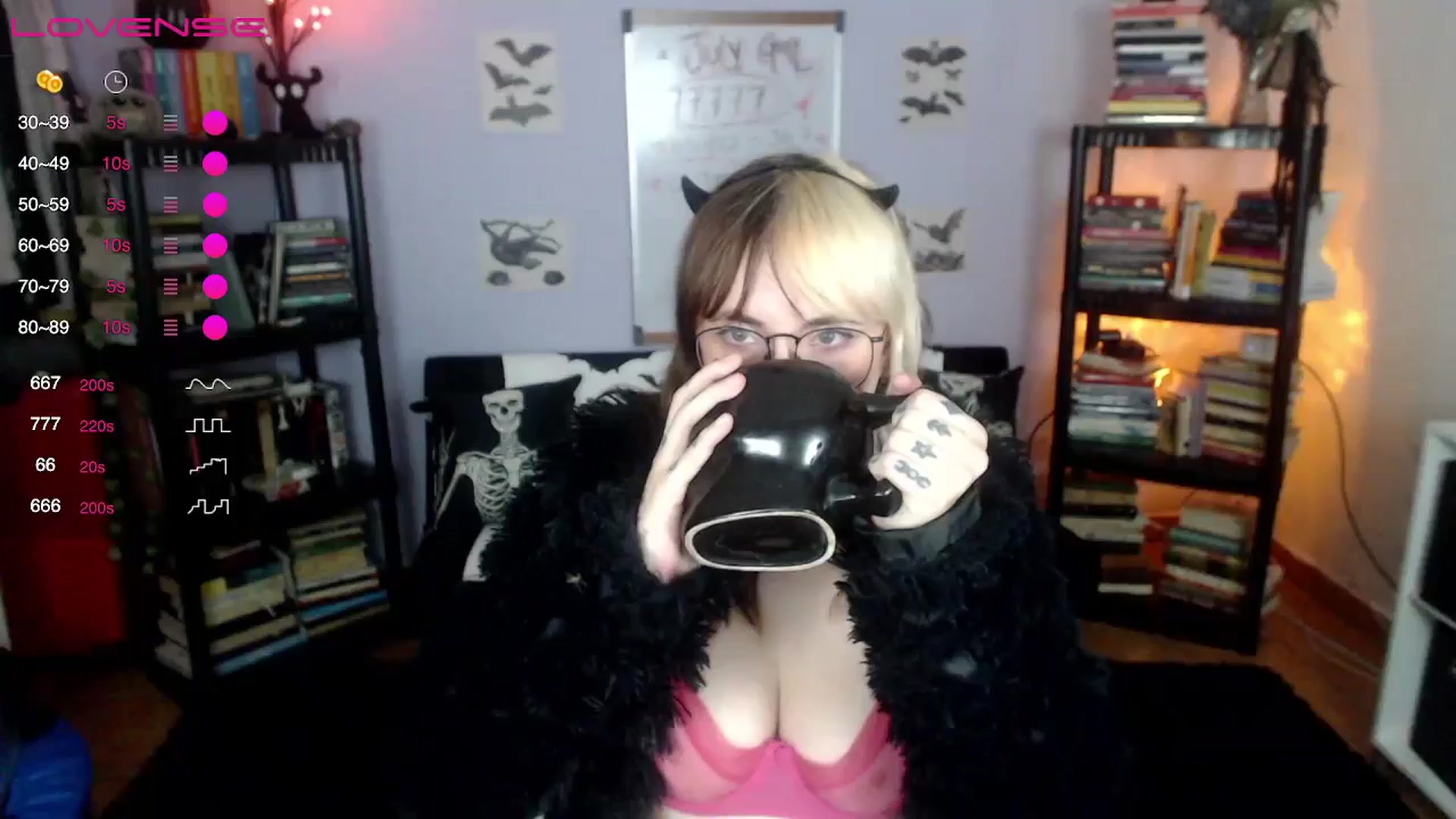 Gallery image thumbnail from AxeHallow's myfreecams stream on, 07/12/2024, 01:39 image 9 of 20