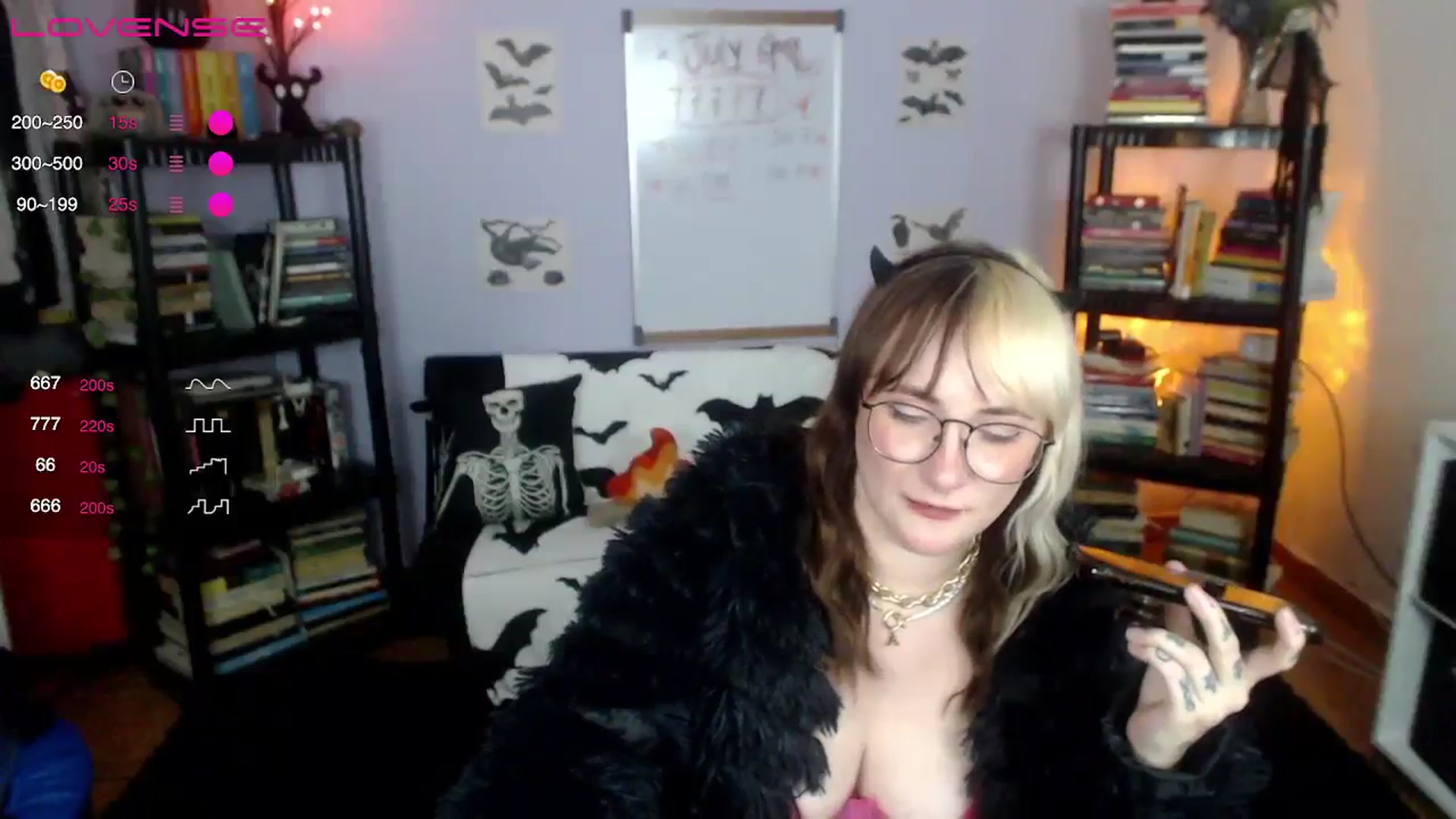 Gallery image thumbnail from AxeHallow's myfreecams stream on, 07/12/2024, 01:39 image 14 of 20