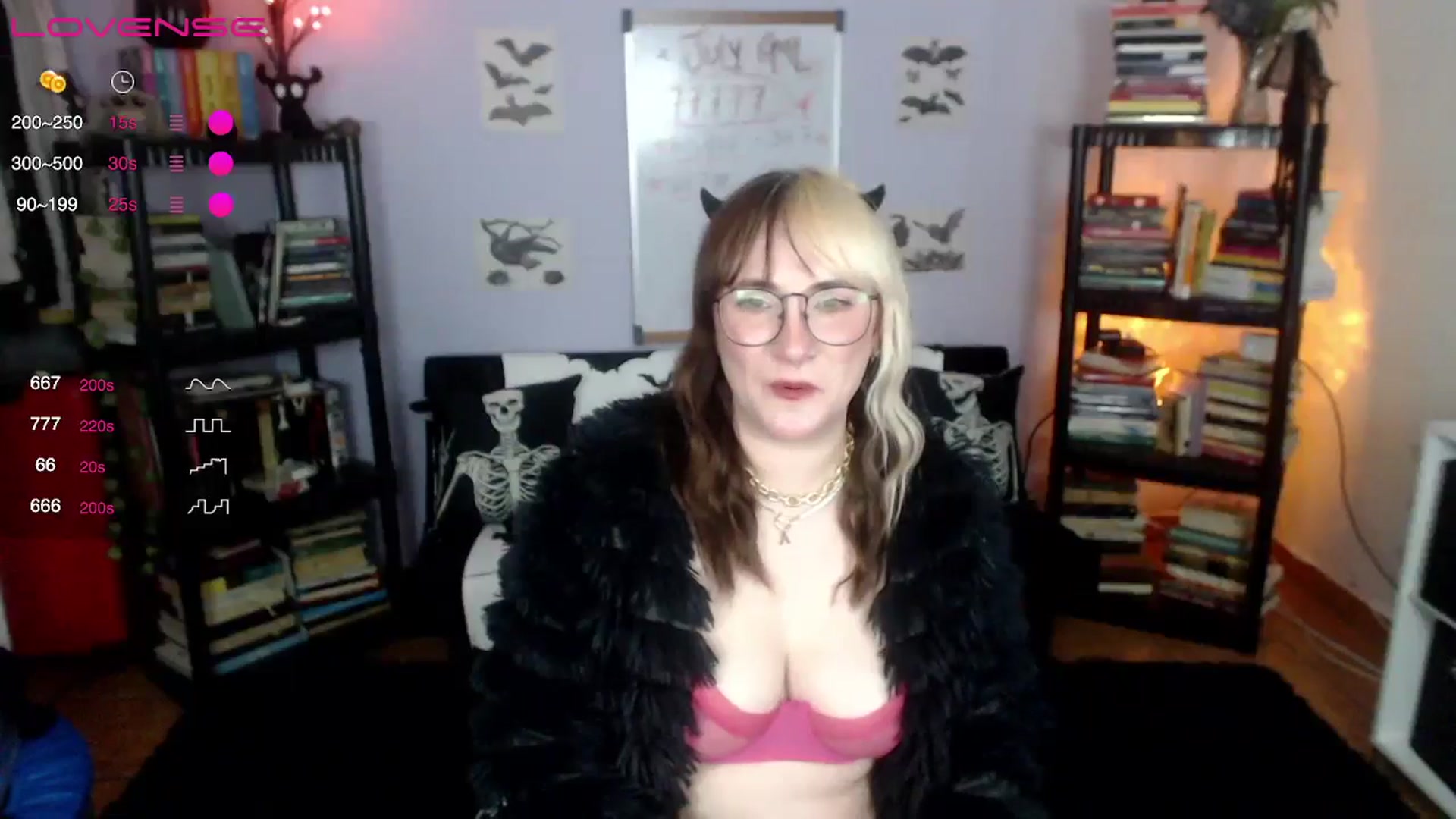 Gallery image thumbnail from AxeHallow's myfreecams stream on, 07/12/2024, 01:39 image 13 of 20