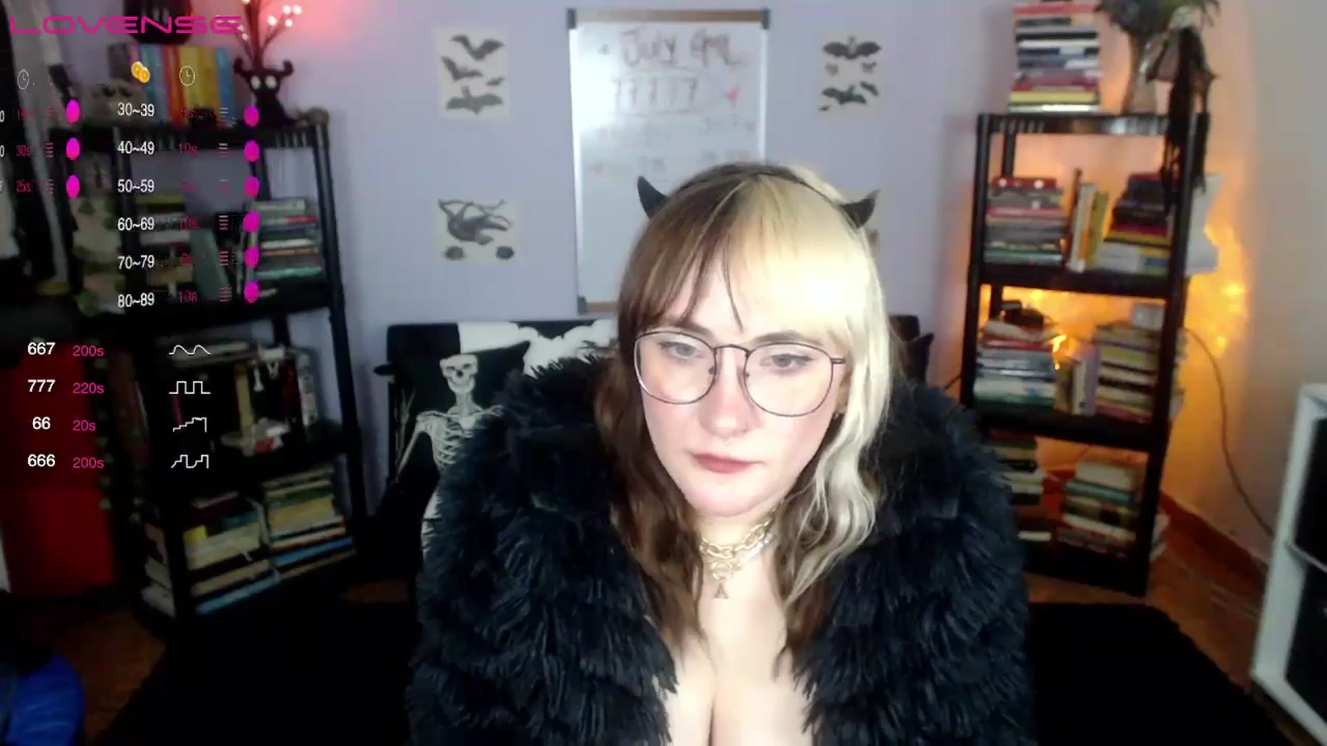 Gallery image thumbnail from AxeHallow's myfreecams stream on, 07/12/2024, 01:43 image 6 of 20