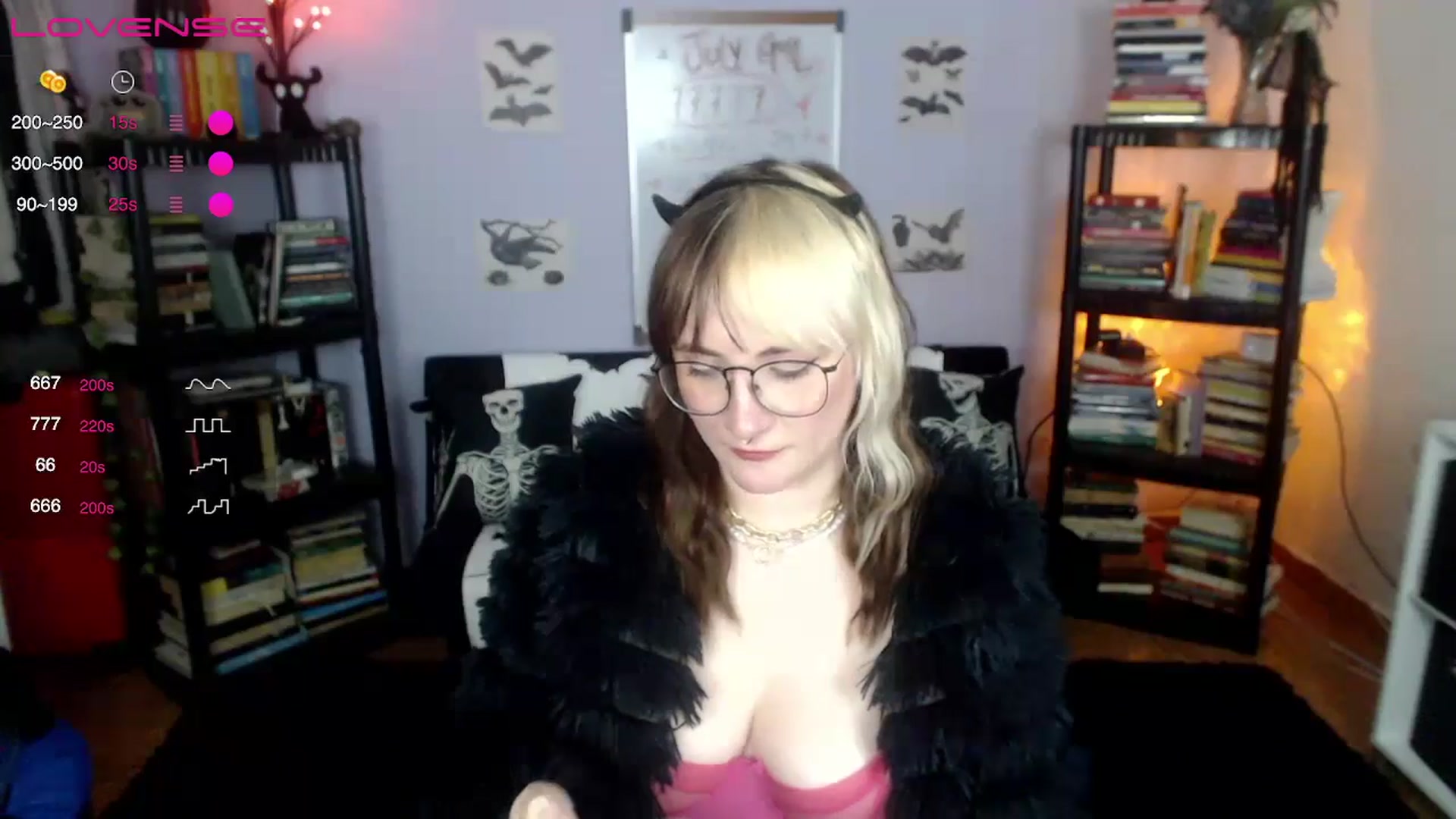 Gallery image thumbnail from AxeHallow's myfreecams stream on, 07/12/2024, 01:43 image 5 of 20
