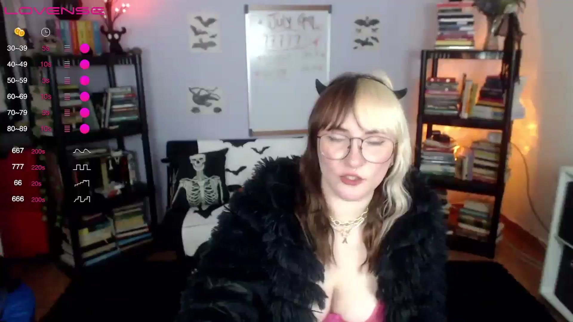 Gallery image thumbnail from AxeHallow's myfreecams stream on, 07/12/2024, 01:43 image 20 of 20