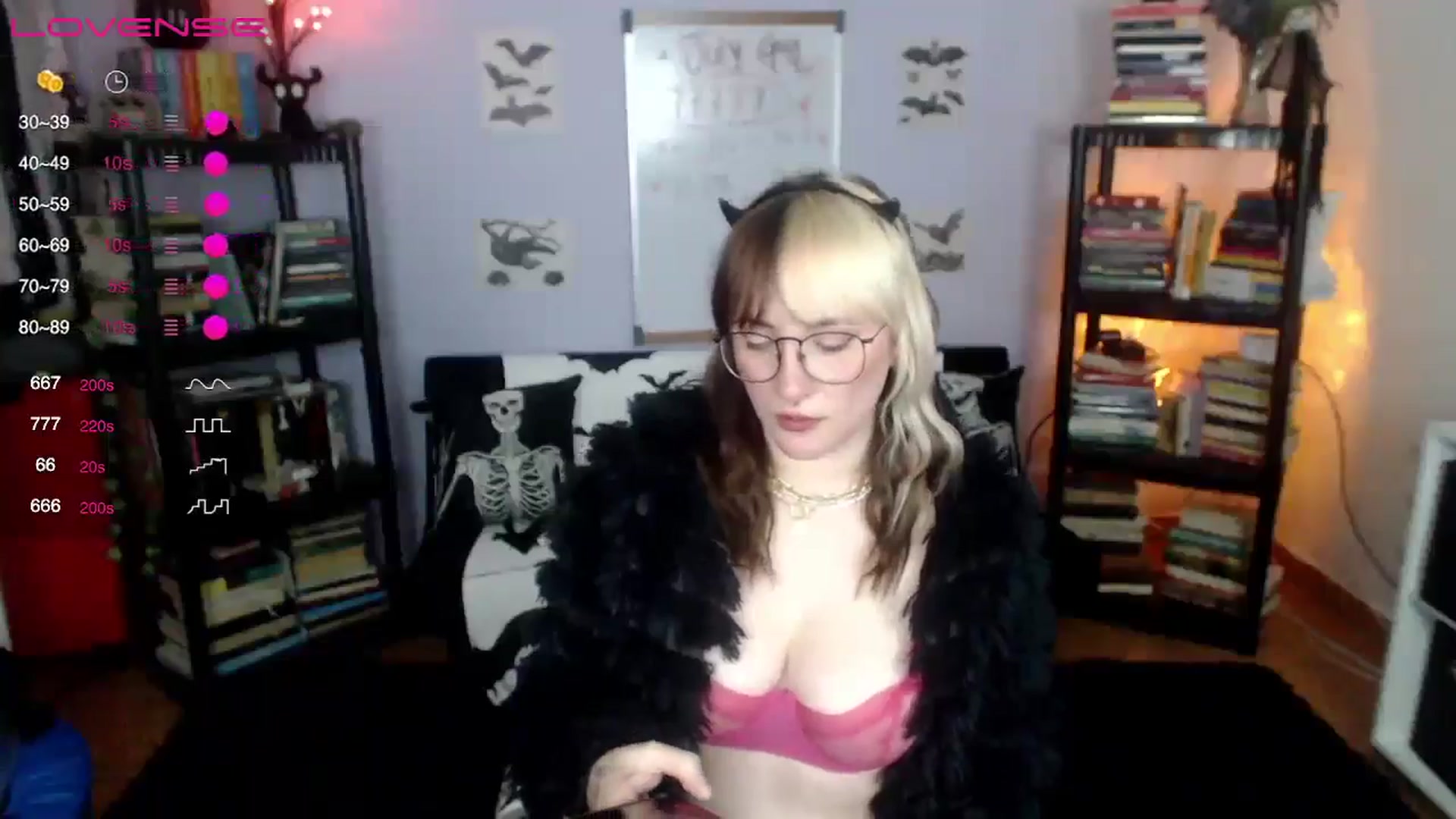 Gallery image thumbnail from AxeHallow's myfreecams stream on, 07/12/2024, 01:43 image 12 of 20