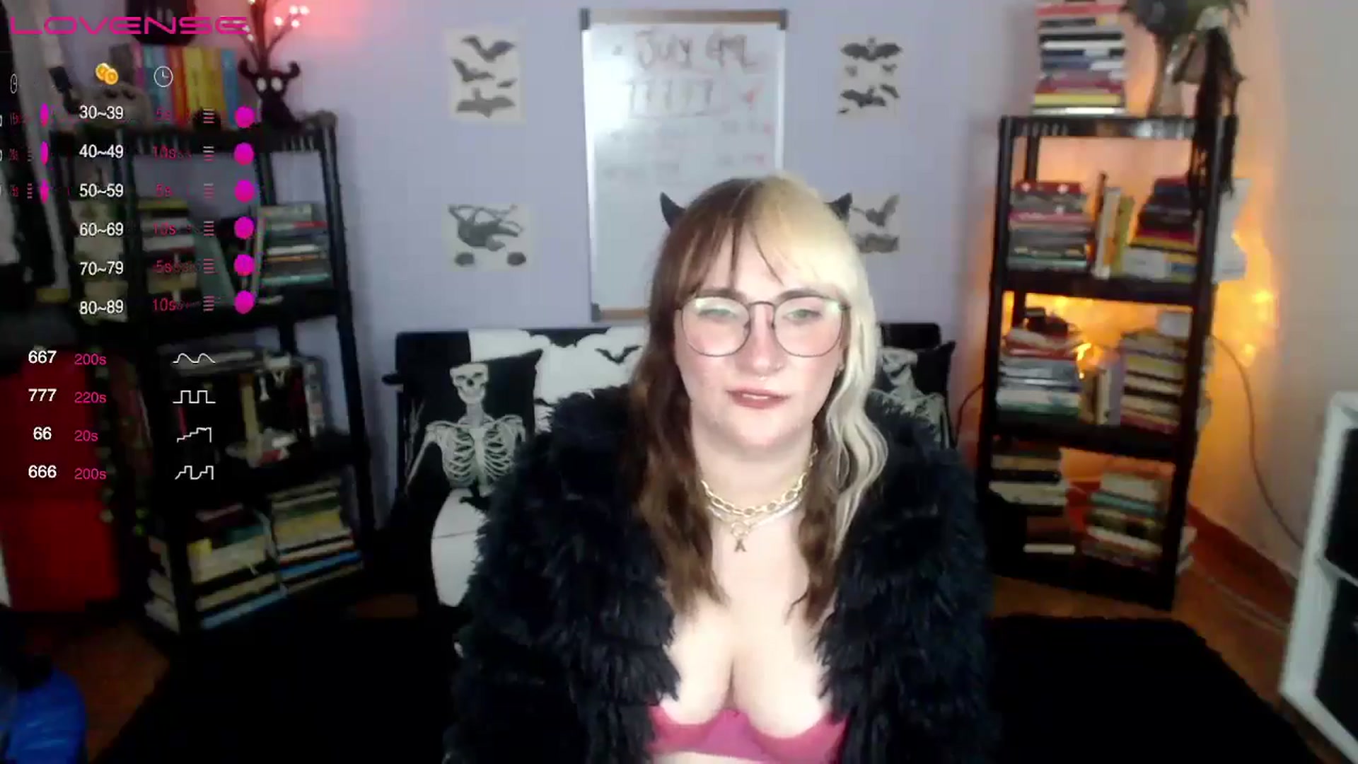 Gallery image thumbnail from AxeHallow's myfreecams stream on, 07/12/2024, 01:43 image 2 of 20