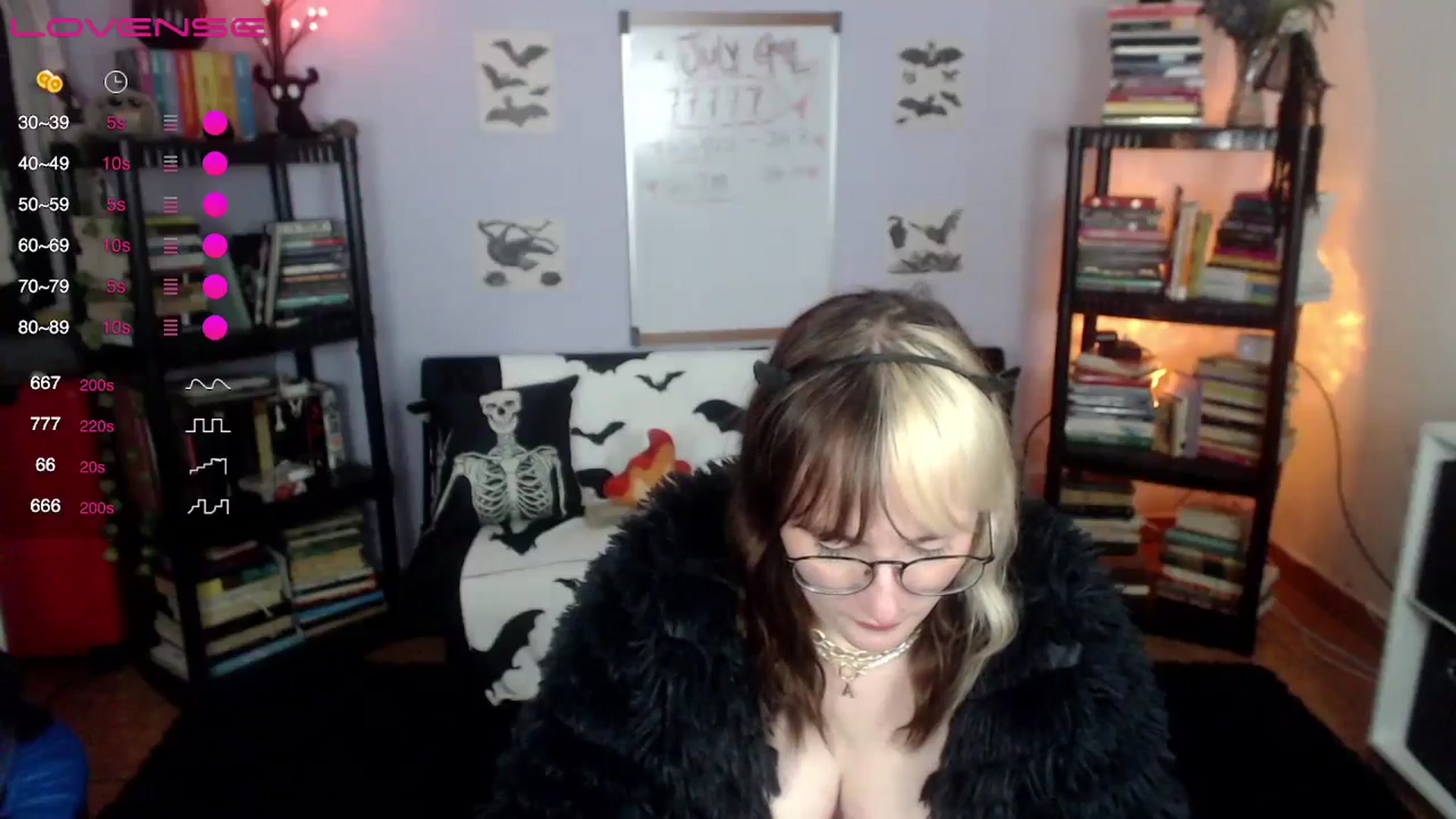 Gallery image thumbnail from AxeHallow's myfreecams stream on, 07/12/2024, 02:19 image 10 of 20