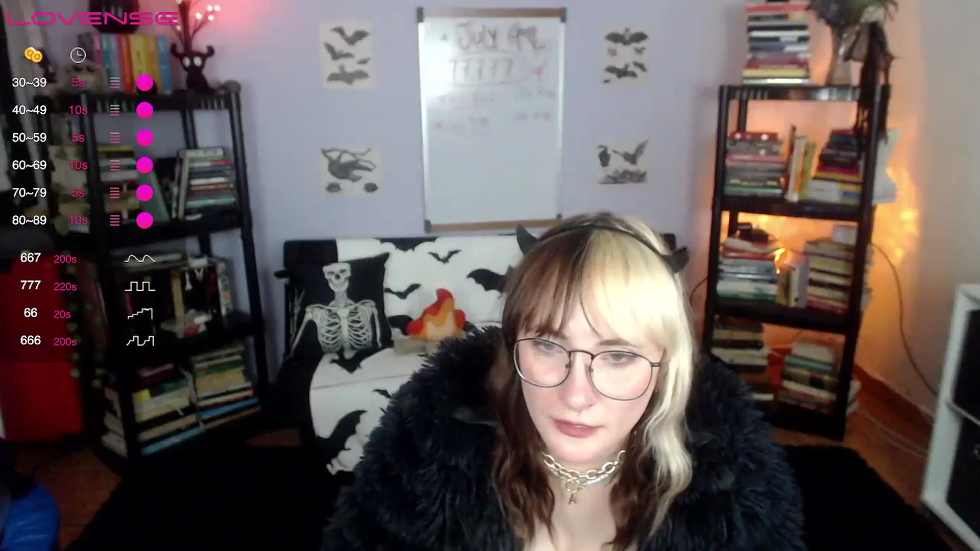 Gallery image thumbnail from AxeHallow's myfreecams stream on, 07/12/2024, 02:19 image 11 of 20