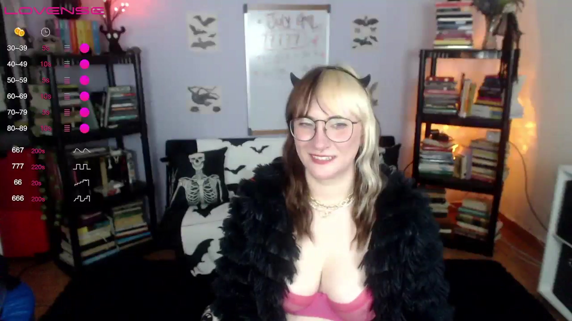 Gallery image thumbnail from AxeHallow's myfreecams stream on, 07/12/2024, 02:19 image 18 of 20