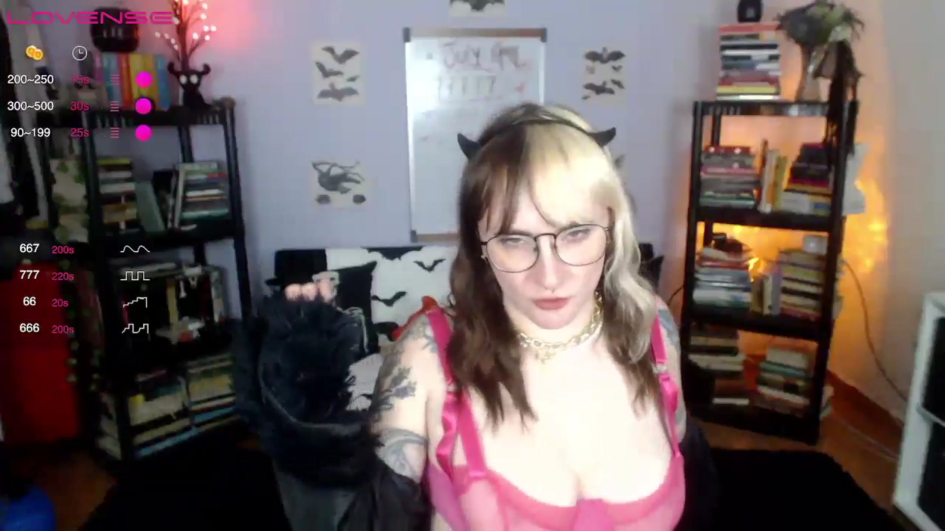 Gallery image thumbnail from AxeHallow's myfreecams stream on, 07/12/2024, 05:49 image 8 of 20