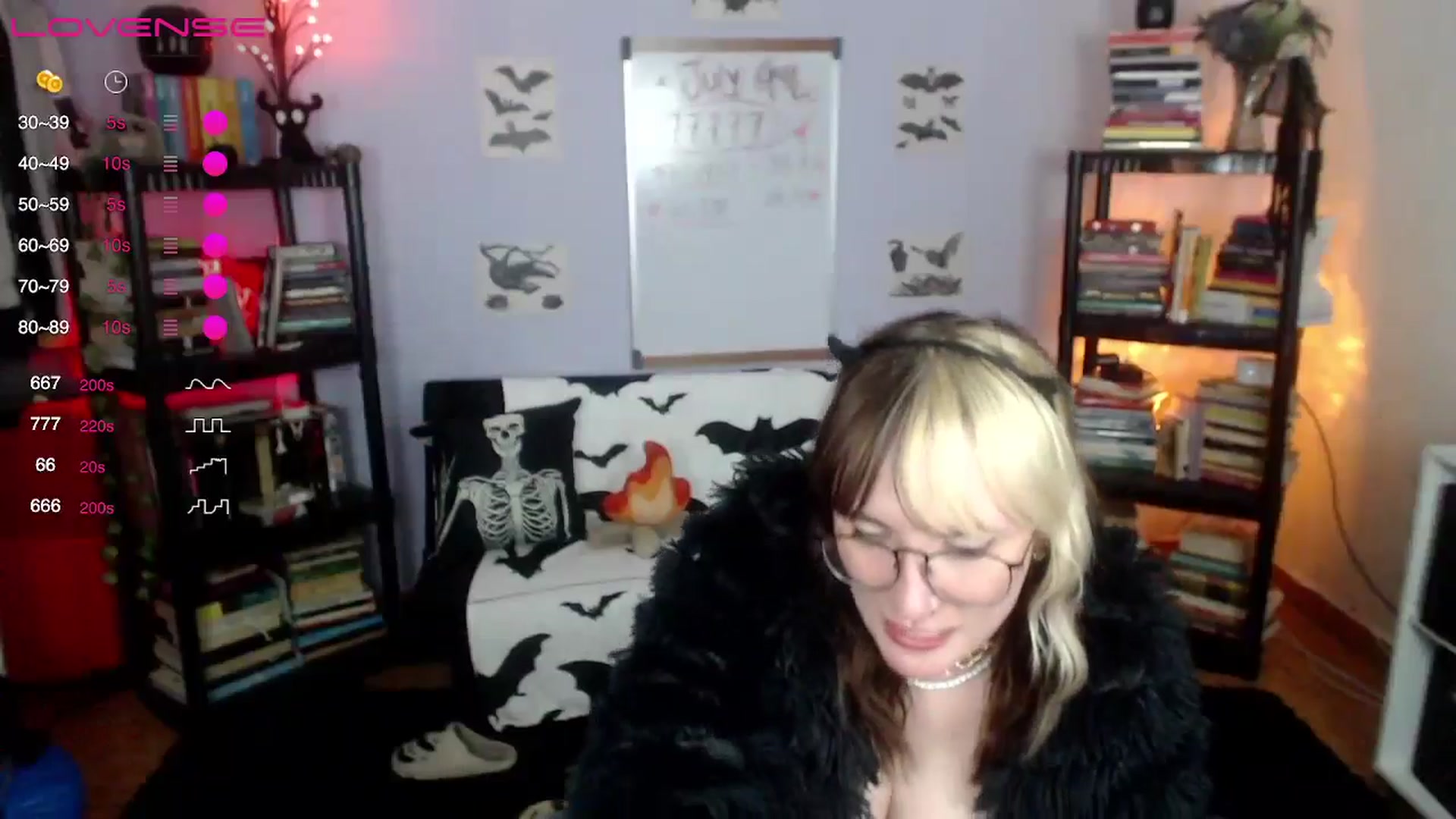 Gallery image thumbnail from AxeHallow's myfreecams stream on, 07/12/2024, 05:49 image 17 of 20