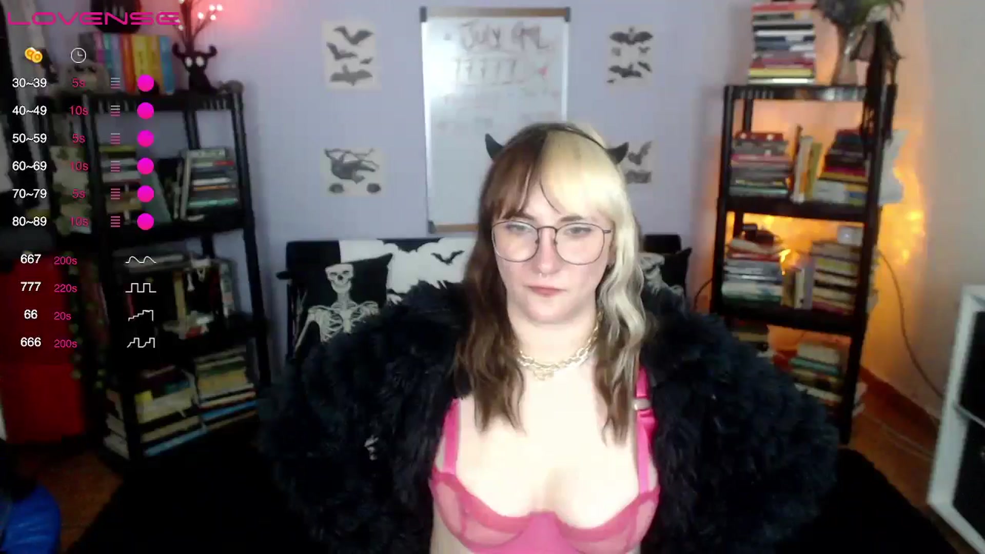 Gallery image thumbnail from AxeHallow's myfreecams stream on, 07/12/2024, 05:49 image 3 of 20