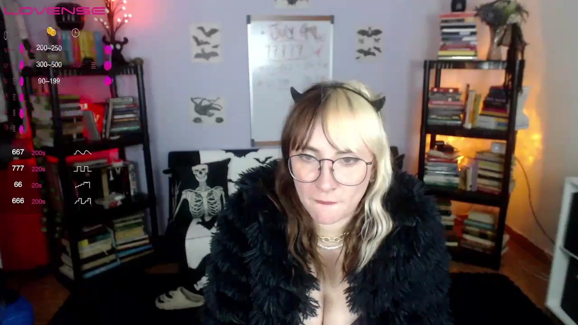 Gallery image thumbnail from AxeHallow's myfreecams stream on, 07/12/2024, 05:49 image 15 of 20