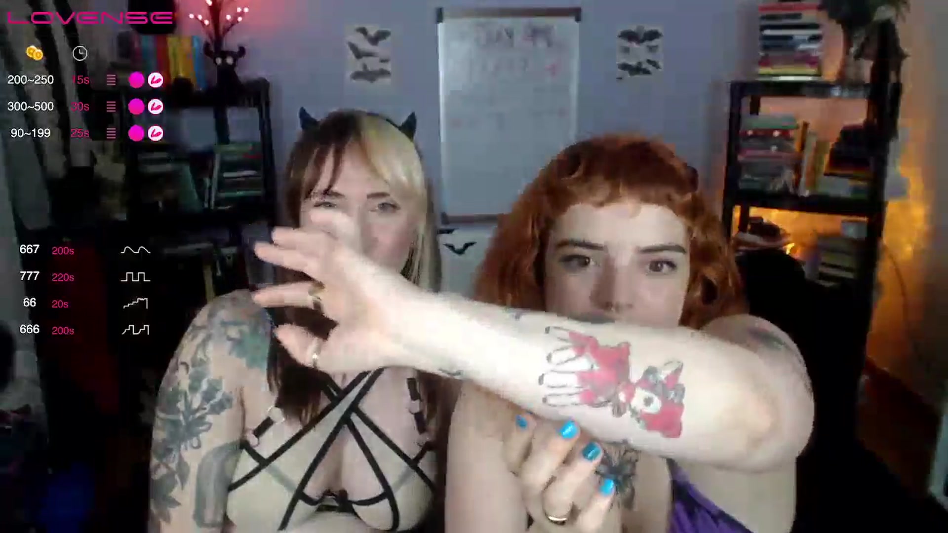 Gallery image thumbnail from AxeHallow's myfreecams stream on, 07/14/2024, 06:59 image 17 of 20