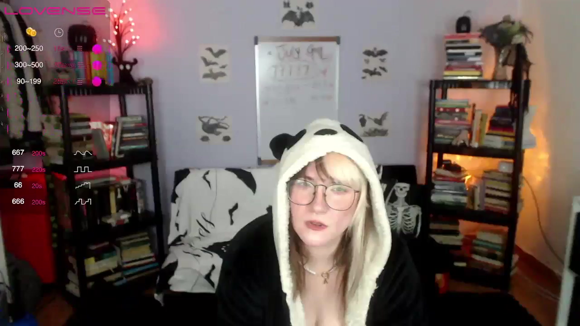 Gallery image thumbnail from AxeHallow's myfreecams stream on, 07/18/2024, 01:26 image 14 of 20