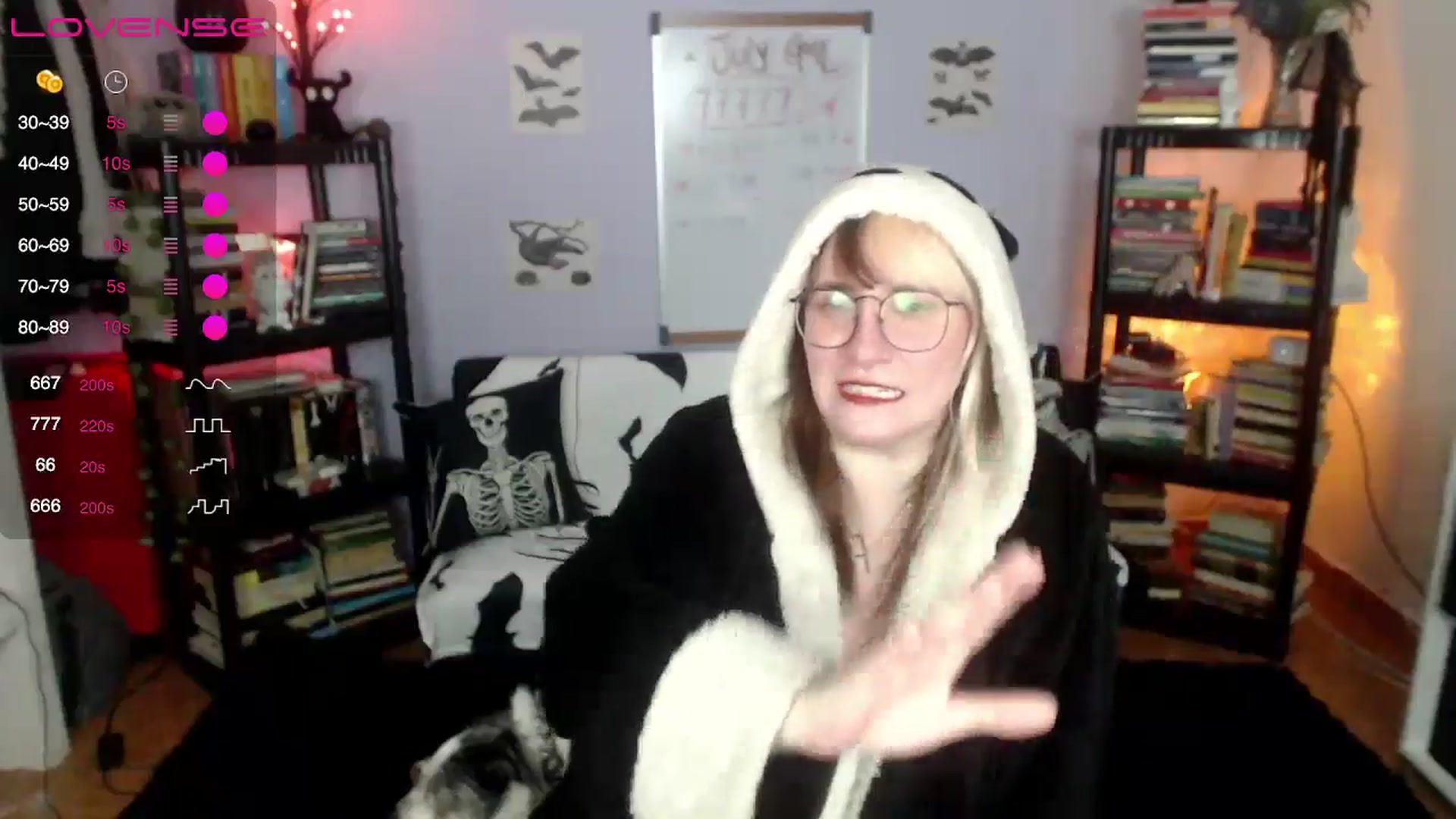 Gallery image thumbnail from AxeHallow's myfreecams stream on, 07/20/2024, 01:37 image 18 of 20