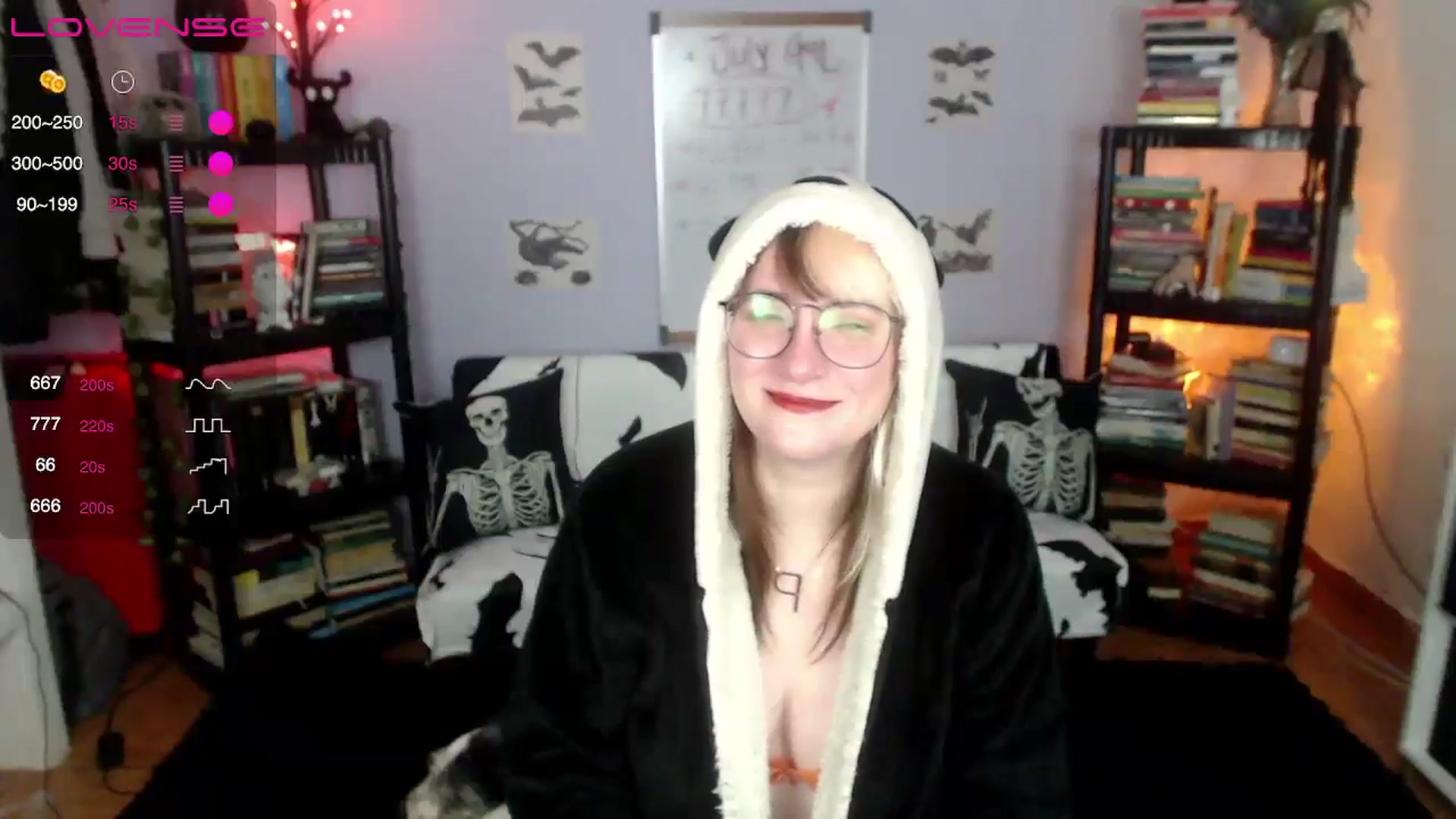 Gallery image thumbnail from AxeHallow's myfreecams stream on, 07/20/2024, 01:37 image 15 of 20