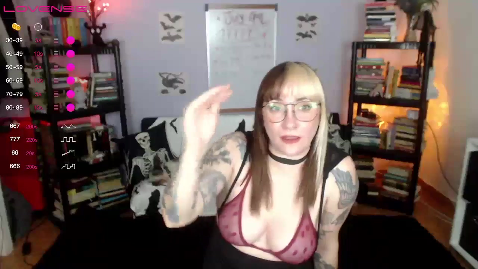 Gallery image thumbnail from AxeHallow's myfreecams stream on, 07/21/2024, 02:49 image 7 of 20
