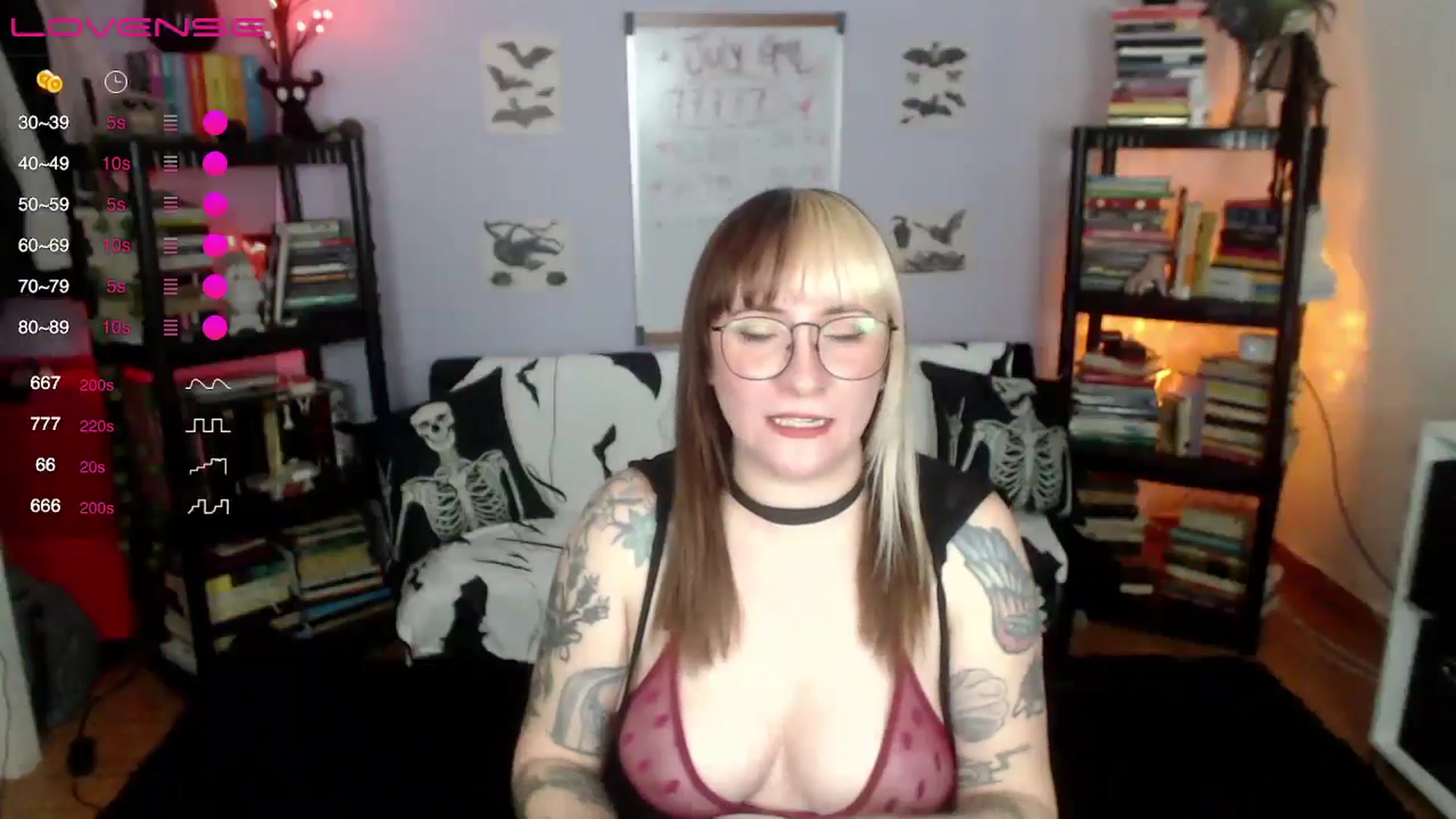 Gallery image thumbnail from AxeHallow's myfreecams stream on, 07/21/2024, 02:49 image 10 of 20