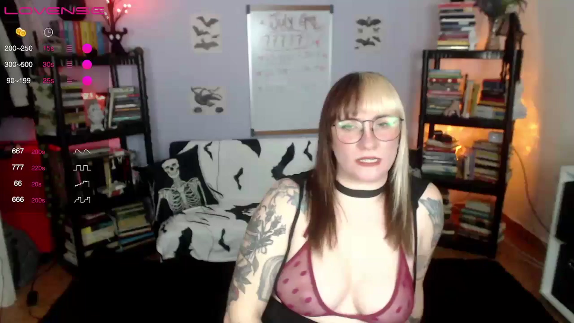 Gallery image thumbnail from AxeHallow's myfreecams stream on, 07/21/2024, 02:49 image 9 of 20