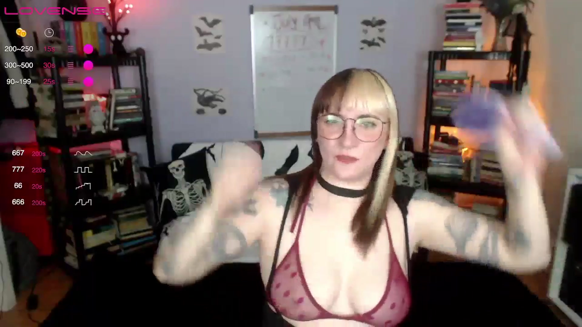 Gallery image thumbnail from AxeHallow's myfreecams stream on, 07/21/2024, 02:49 image 4 of 20