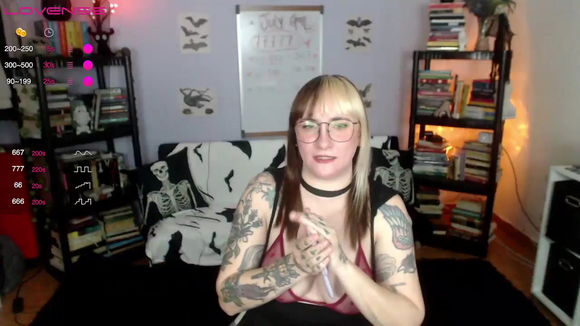 Gallery image thumbnail from AxeHallow's myfreecams stream on, 07/21/2024, 02:49 image 14 of 20