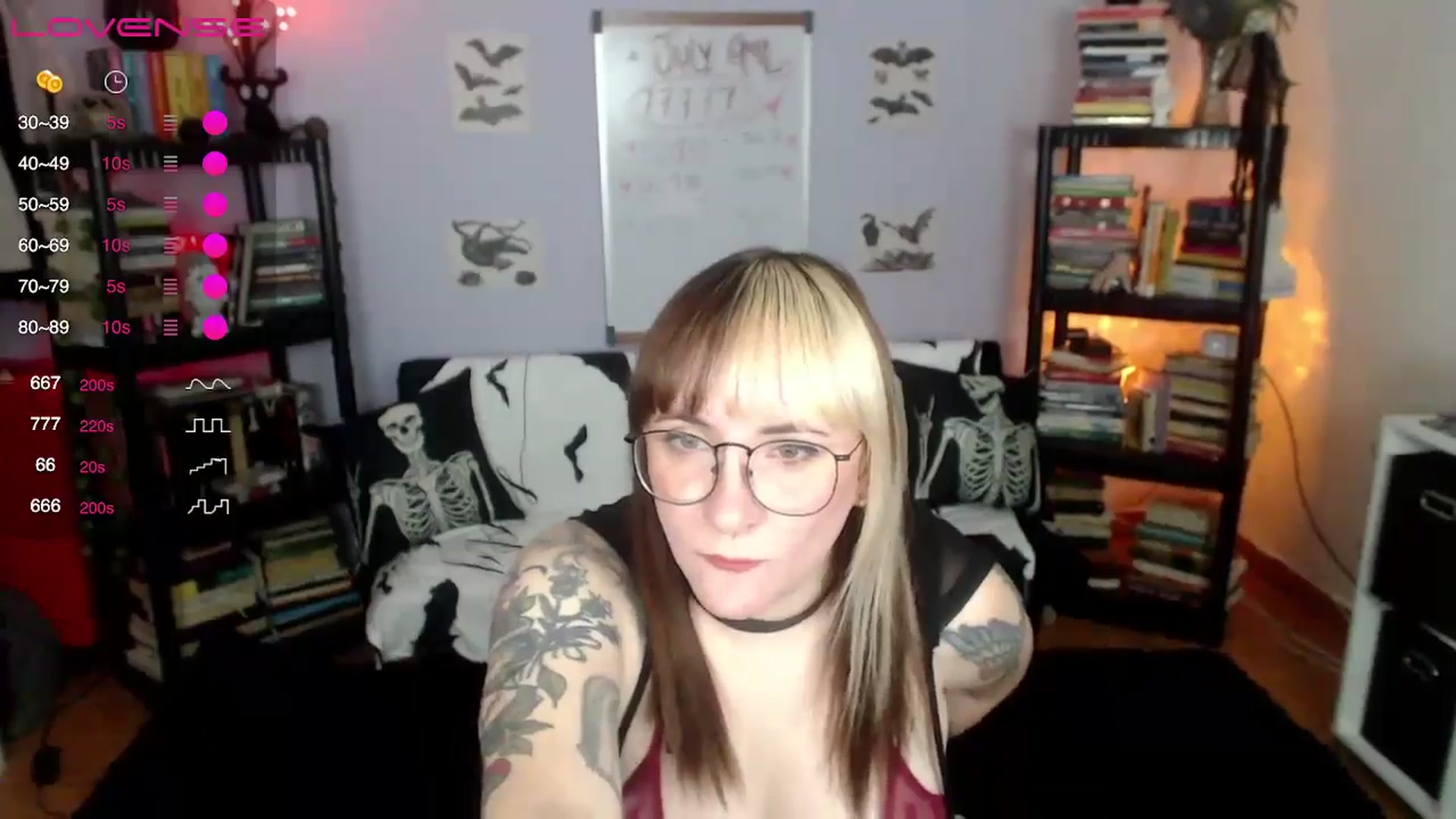 Gallery image thumbnail from AxeHallow's myfreecams stream on, 07/21/2024, 02:49 image 13 of 20