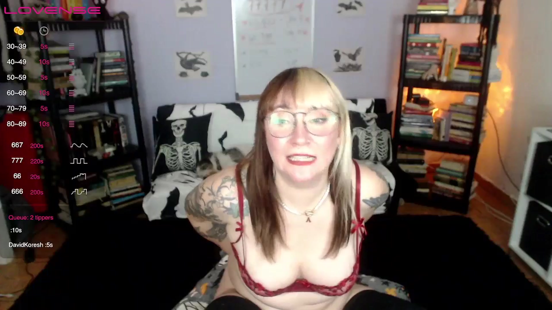 Gallery image thumbnail from AxeHallow's myfreecams stream on, 07/24/2024, 03:25 image 14 of 20