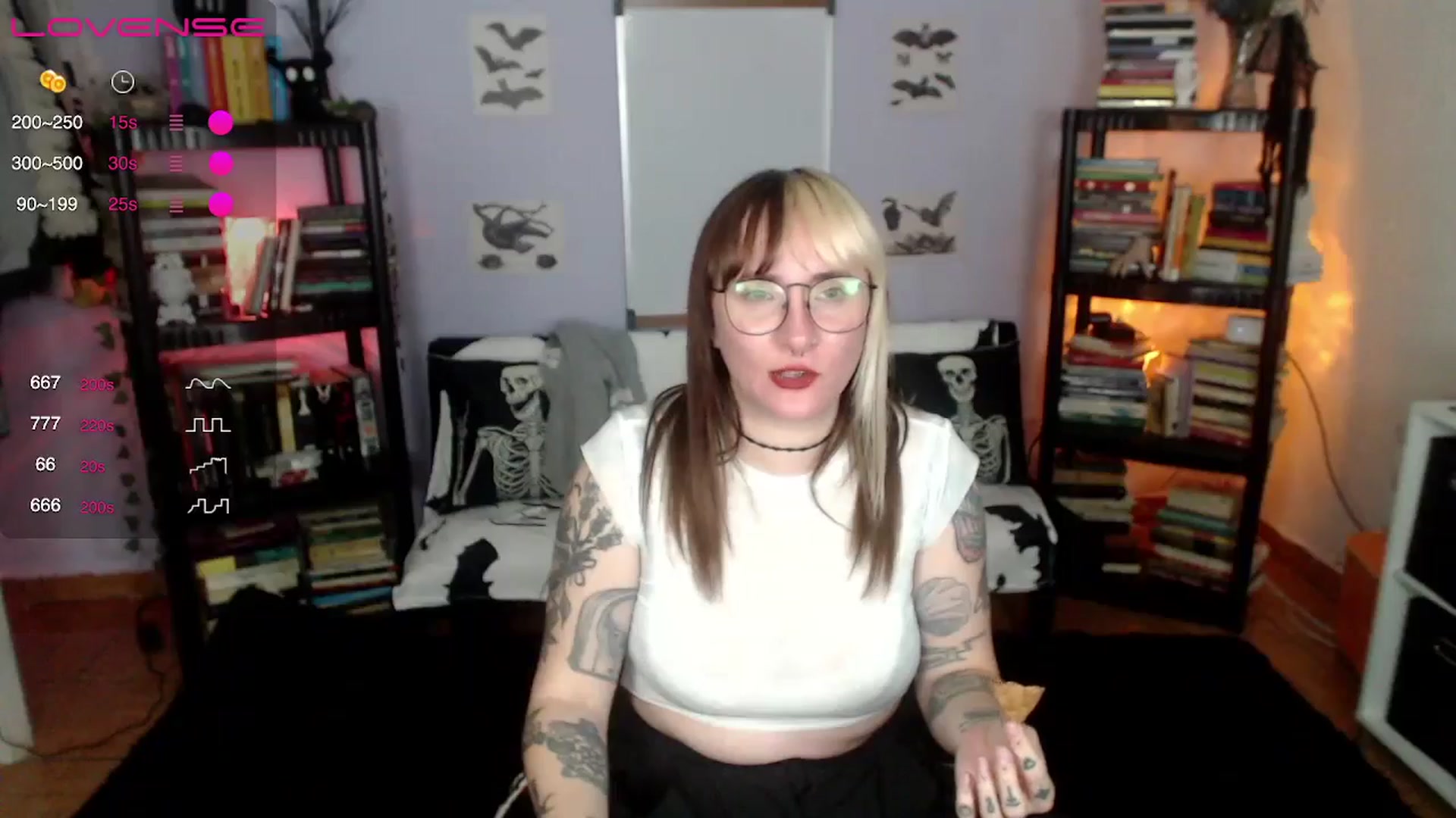 Gallery image thumbnail from AxeHallow's myfreecams stream on, 07/29/2024, 10:55 image 6 of 20