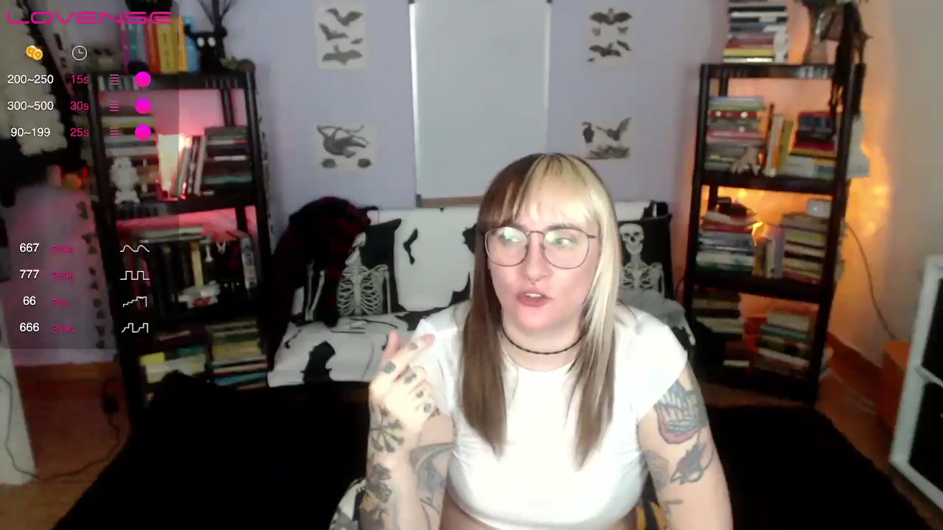Gallery image thumbnail from AxeHallow's myfreecams stream on, 07/29/2024, 10:55 image 12 of 20