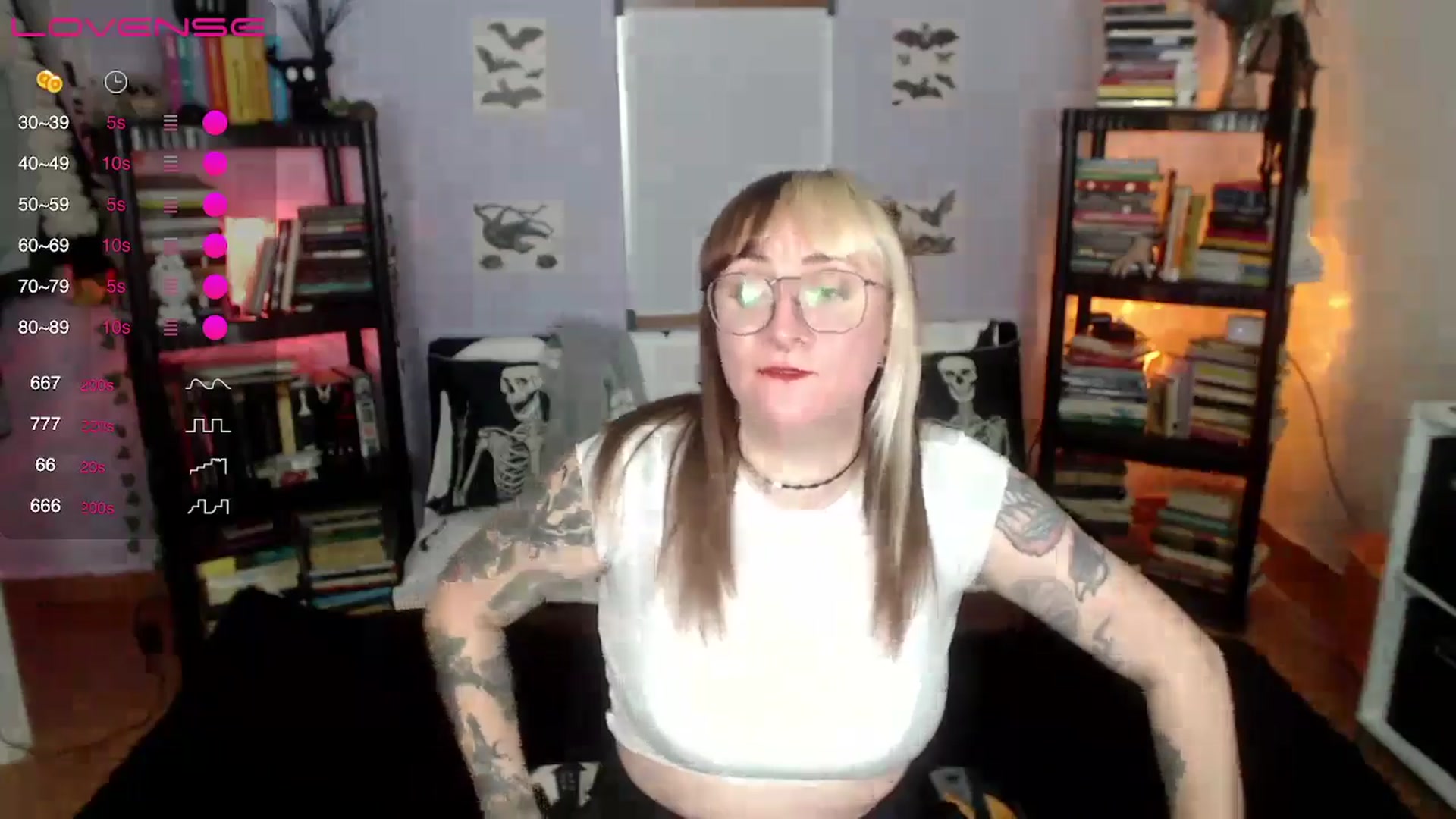 Gallery image thumbnail from AxeHallow's myfreecams stream on, 07/29/2024, 10:55 image 5 of 20