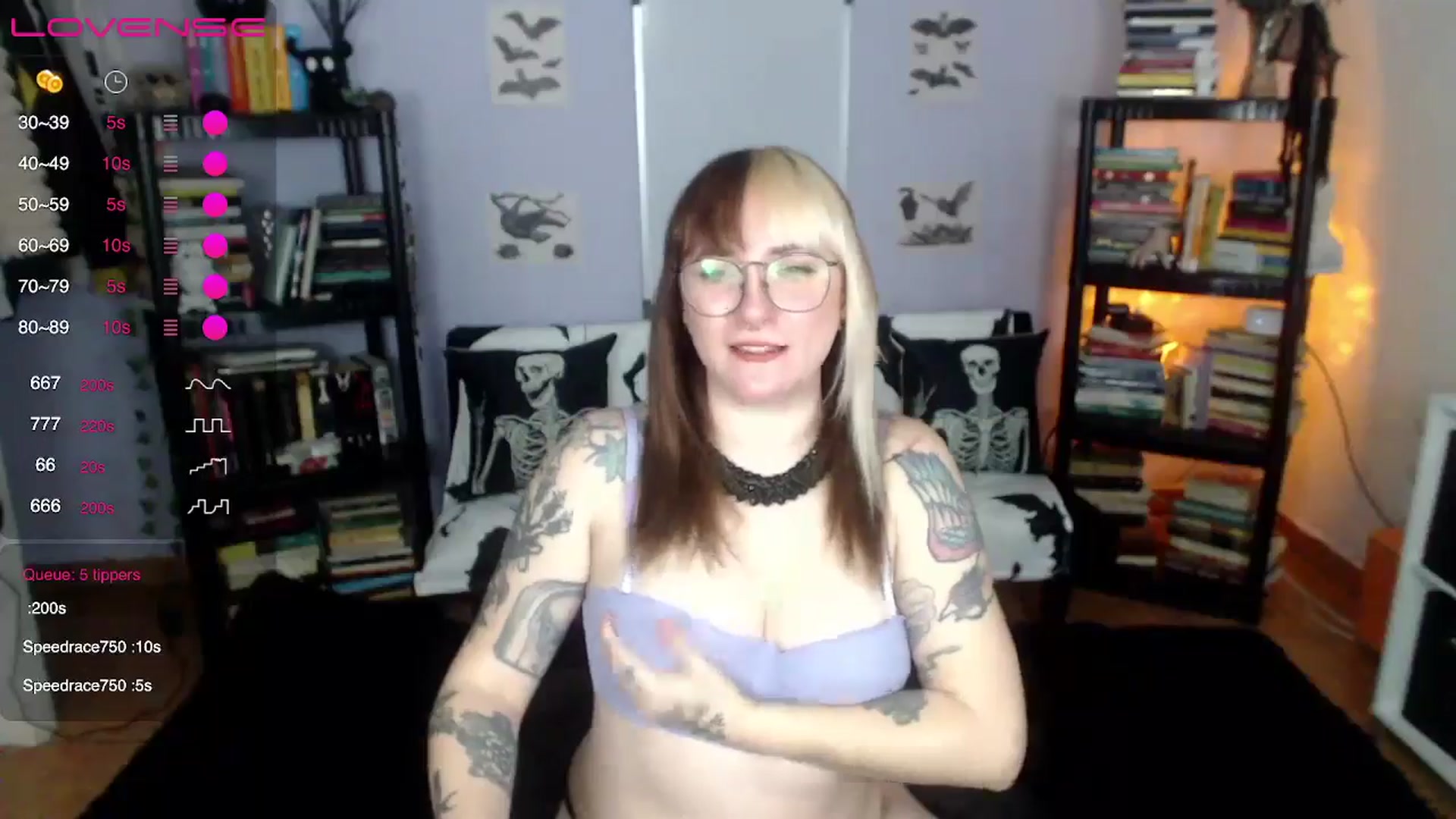 Gallery image thumbnail from AxeHallow's myfreecams stream on, 08/01/2024, 24:04 image 10 of 20