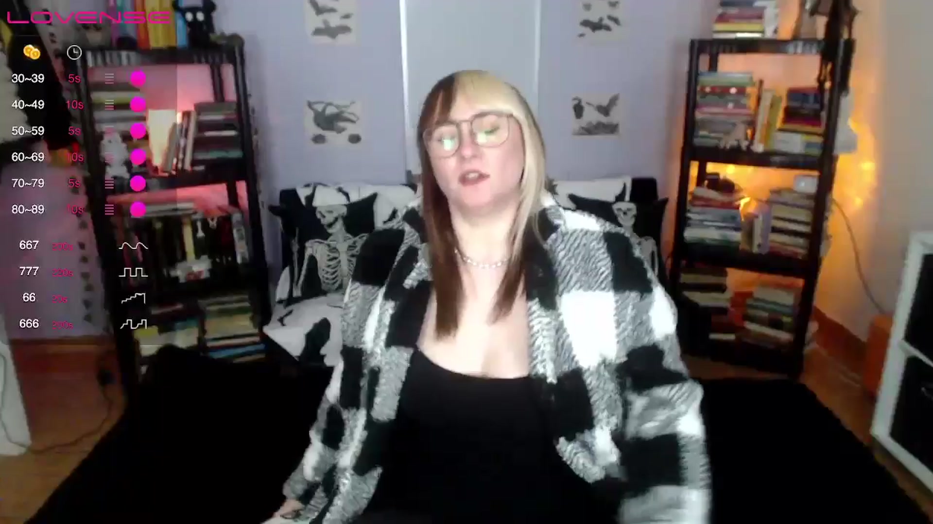 Gallery image thumbnail from AxeHallow's myfreecams stream on, 08/02/2024, 07:26 image 19 of 20