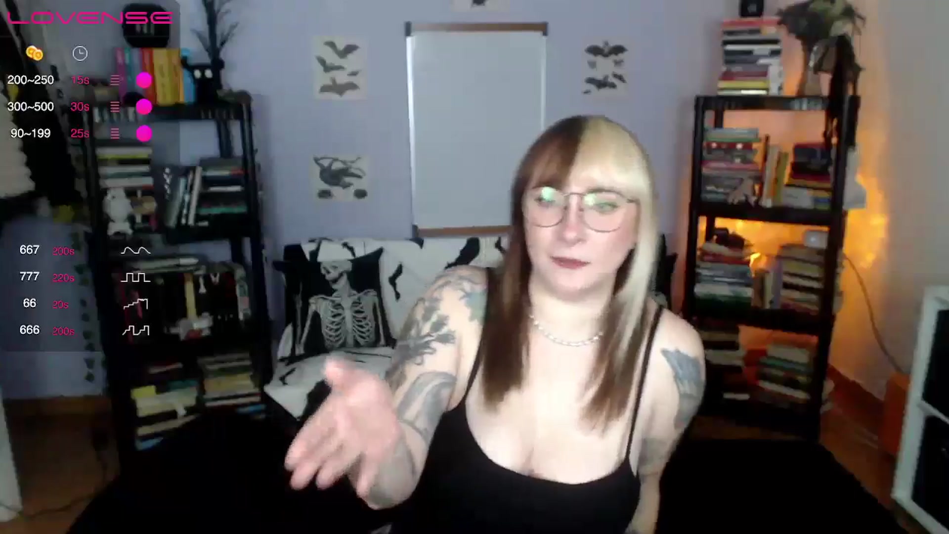 Gallery image thumbnail from AxeHallow's myfreecams stream on, 08/02/2024, 07:26 image 4 of 20