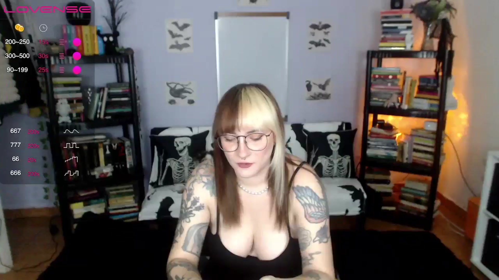 Gallery image thumbnail from AxeHallow's myfreecams stream on, 08/02/2024, 07:26 image 1 of 20