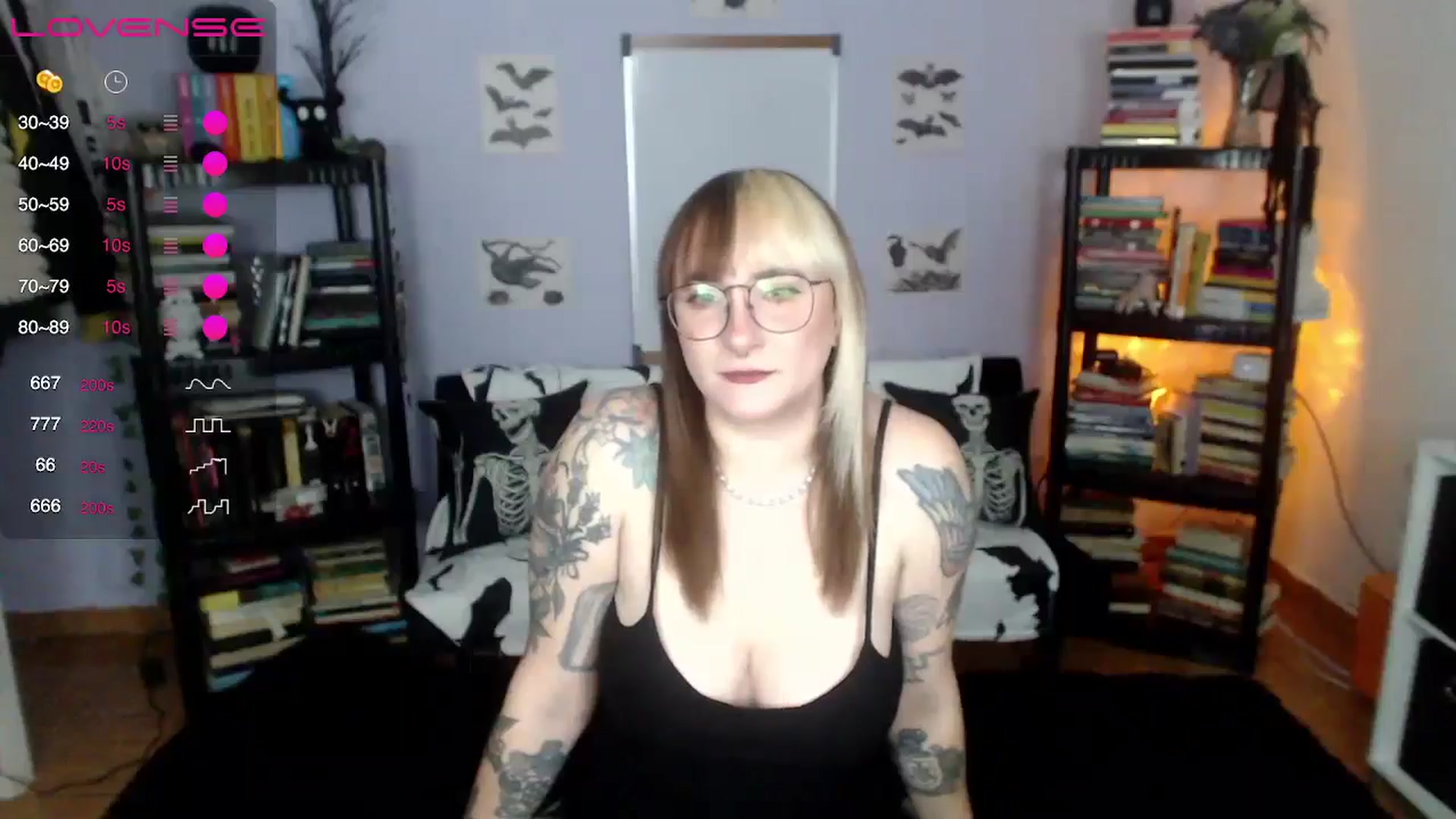 Gallery image thumbnail from AxeHallow's myfreecams stream on, 08/02/2024, 07:26 image 3 of 20