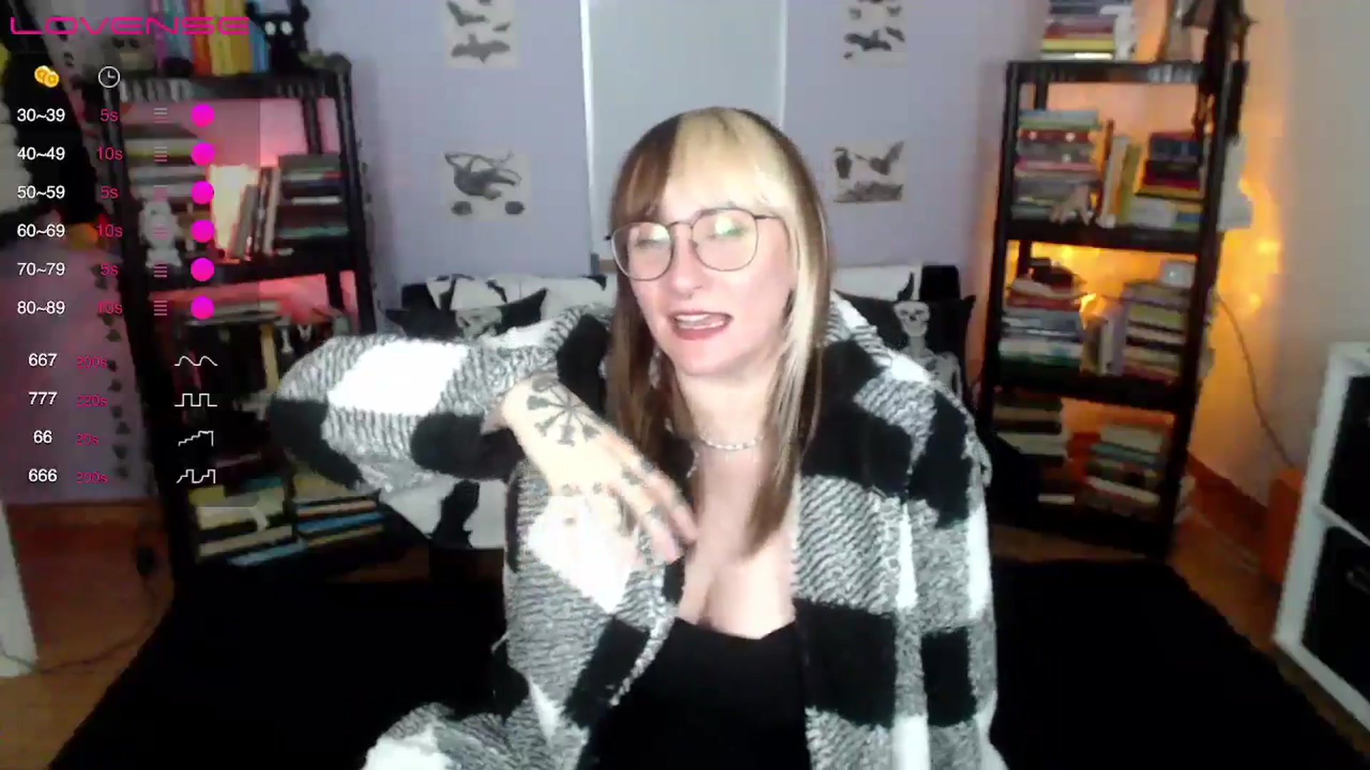 Gallery image thumbnail from AxeHallow's myfreecams stream on, 08/02/2024, 14:26 image 15 of 20