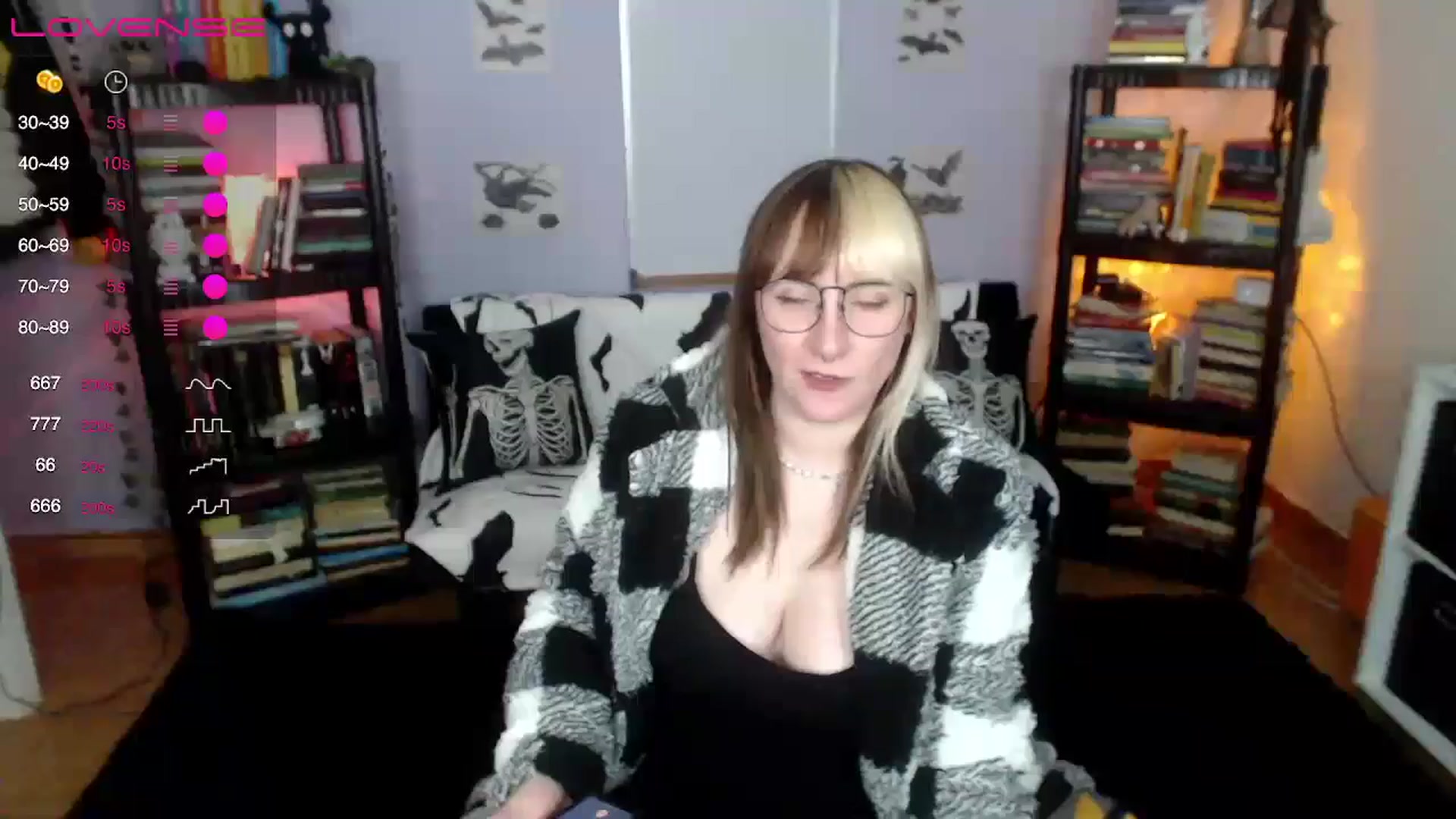 Gallery image thumbnail from AxeHallow's myfreecams stream on, 08/02/2024, 14:26 image 9 of 20